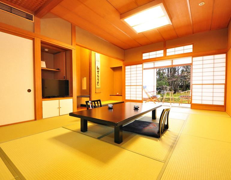 Japanese Western Room (12+8 Tatami)【庭園特別室】	 photo 2