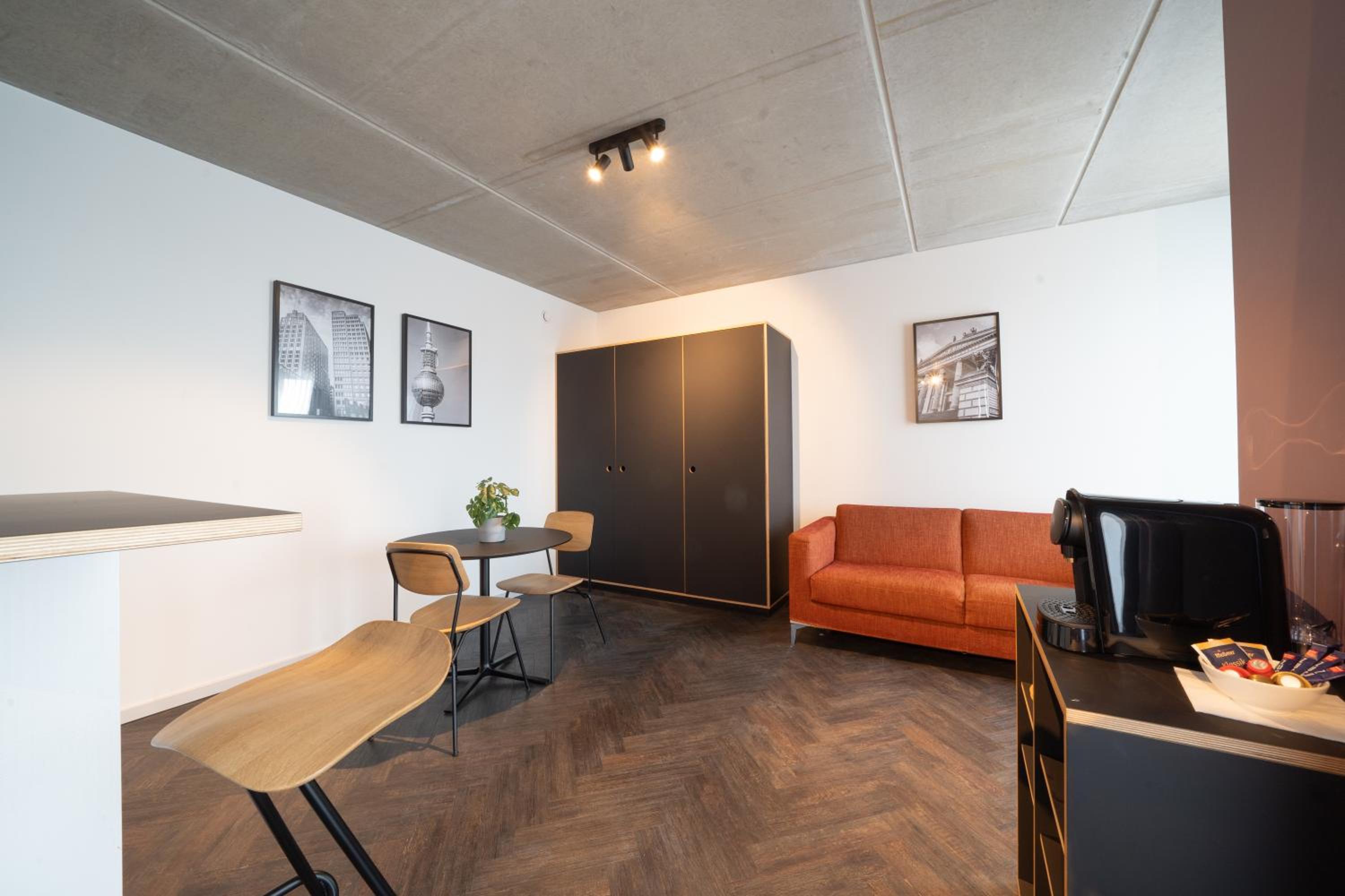 Deluxe Studio photo 1