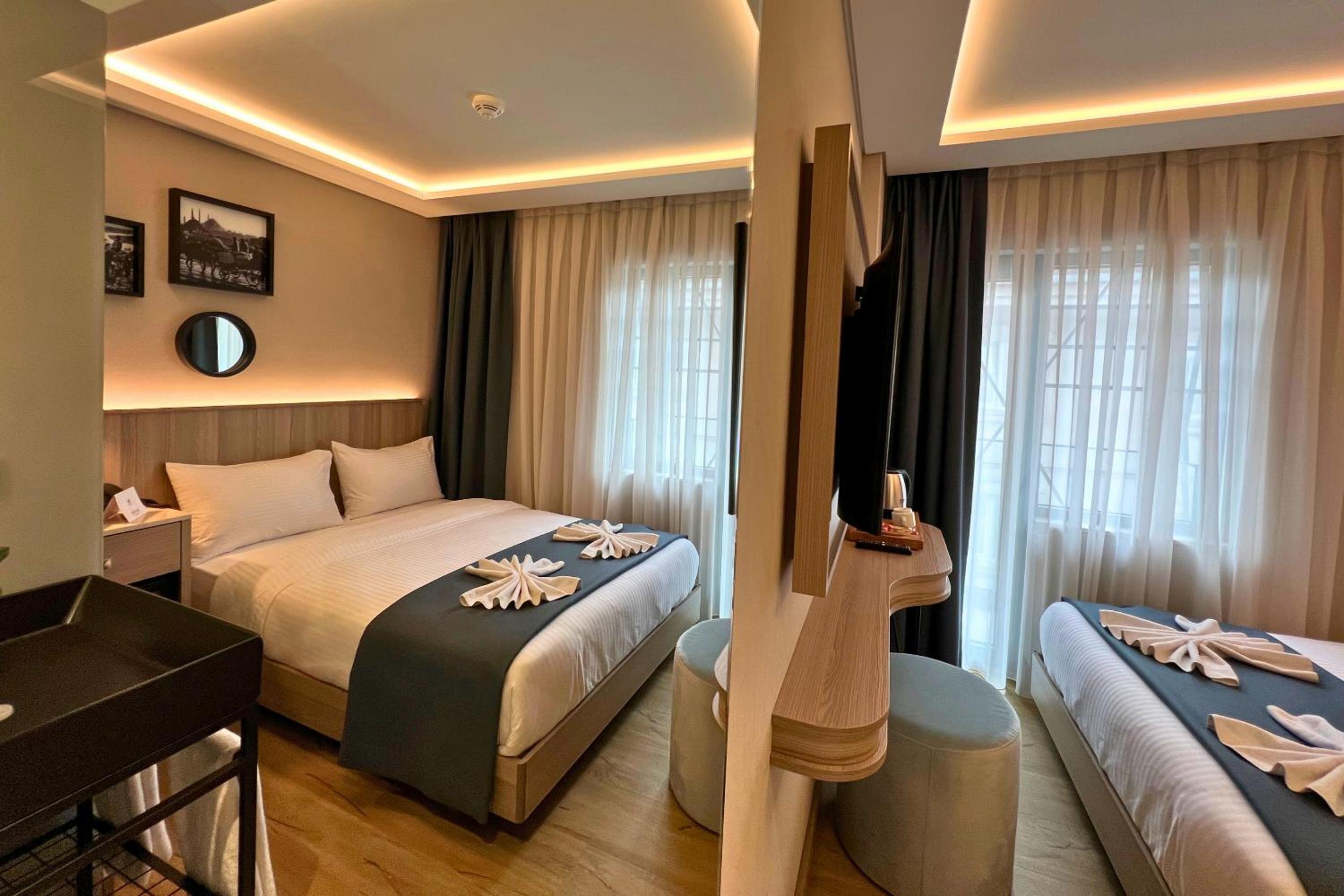 Superior King Room photo 3