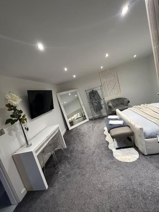 Two-Bedroom House photo 1