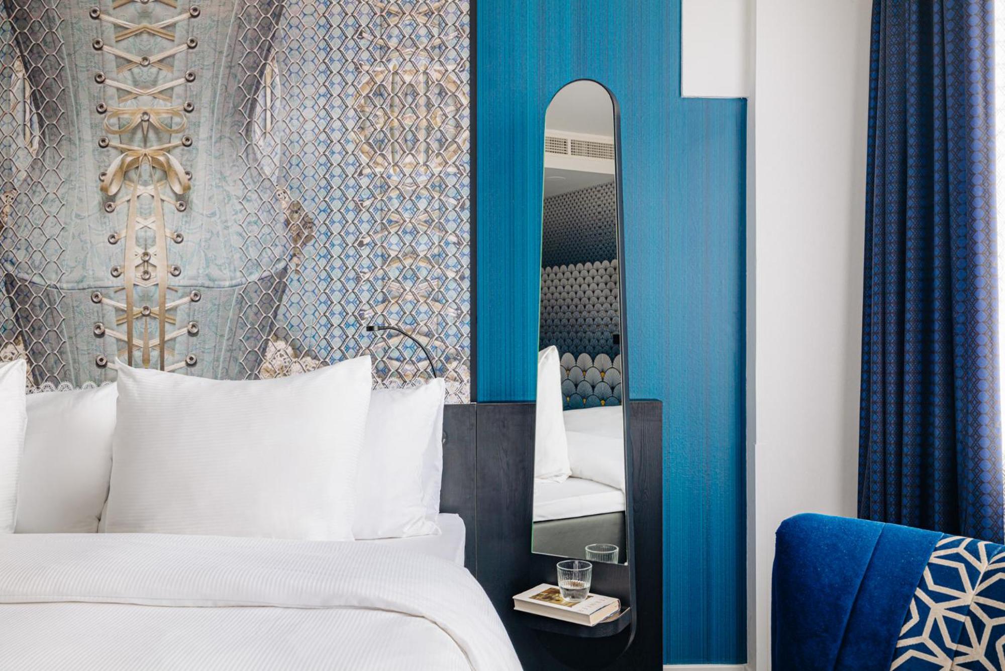 Superior Room 1 Double Bed thumbnail 6