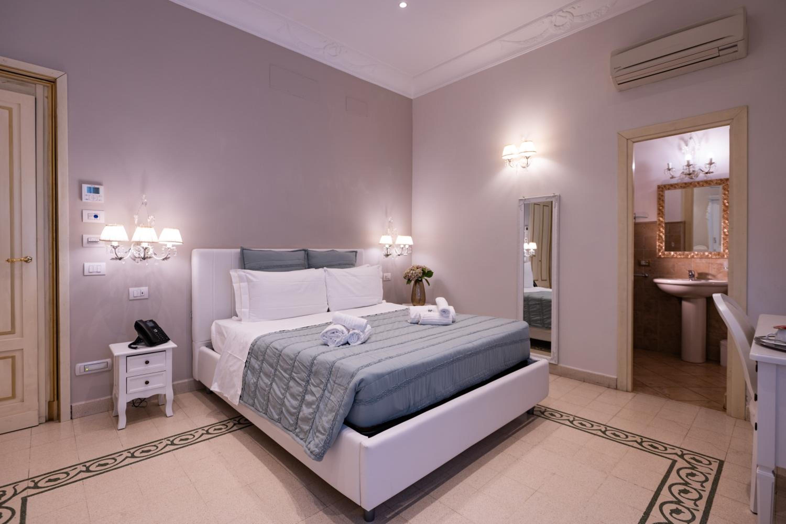 Deluxe Room photo 3