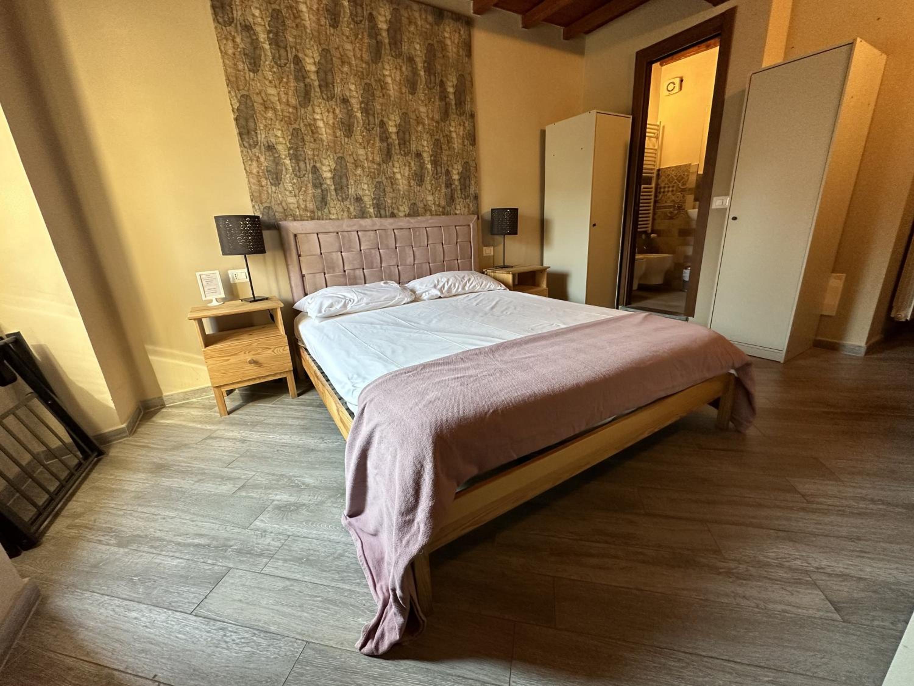 Superior Double Room - Photo 14