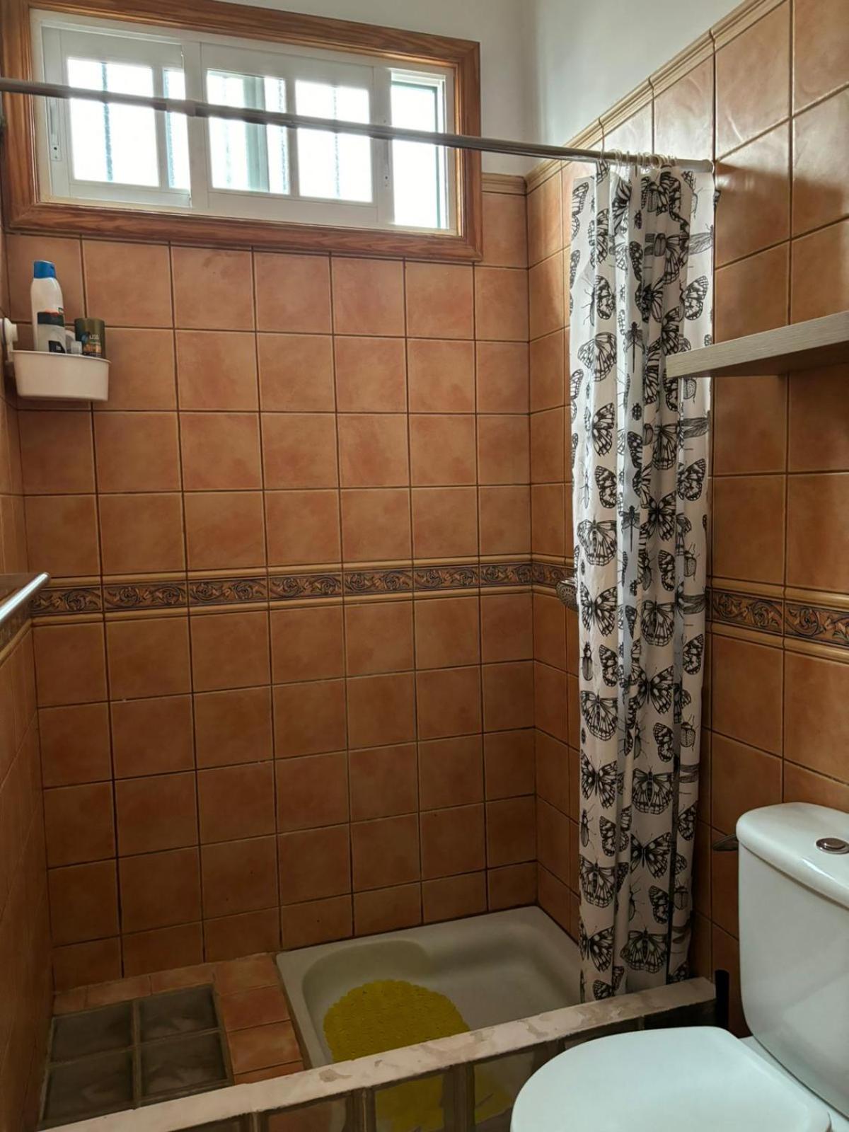Standard Double Room - Photo 22