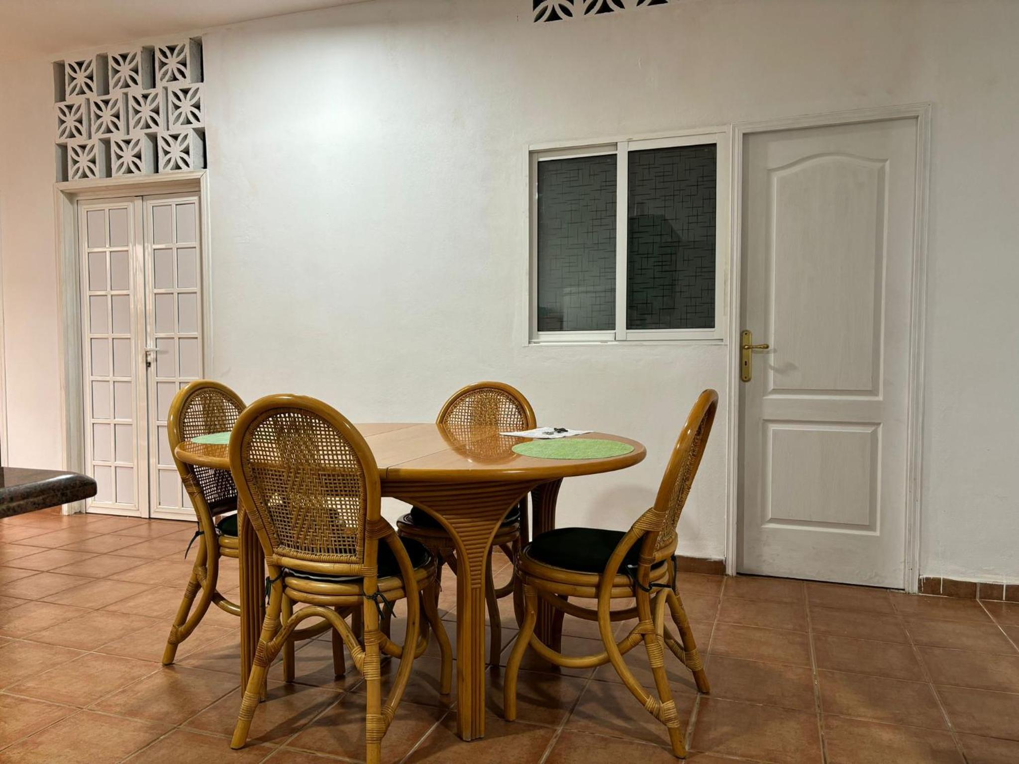 Standard Double Room - Photo 18