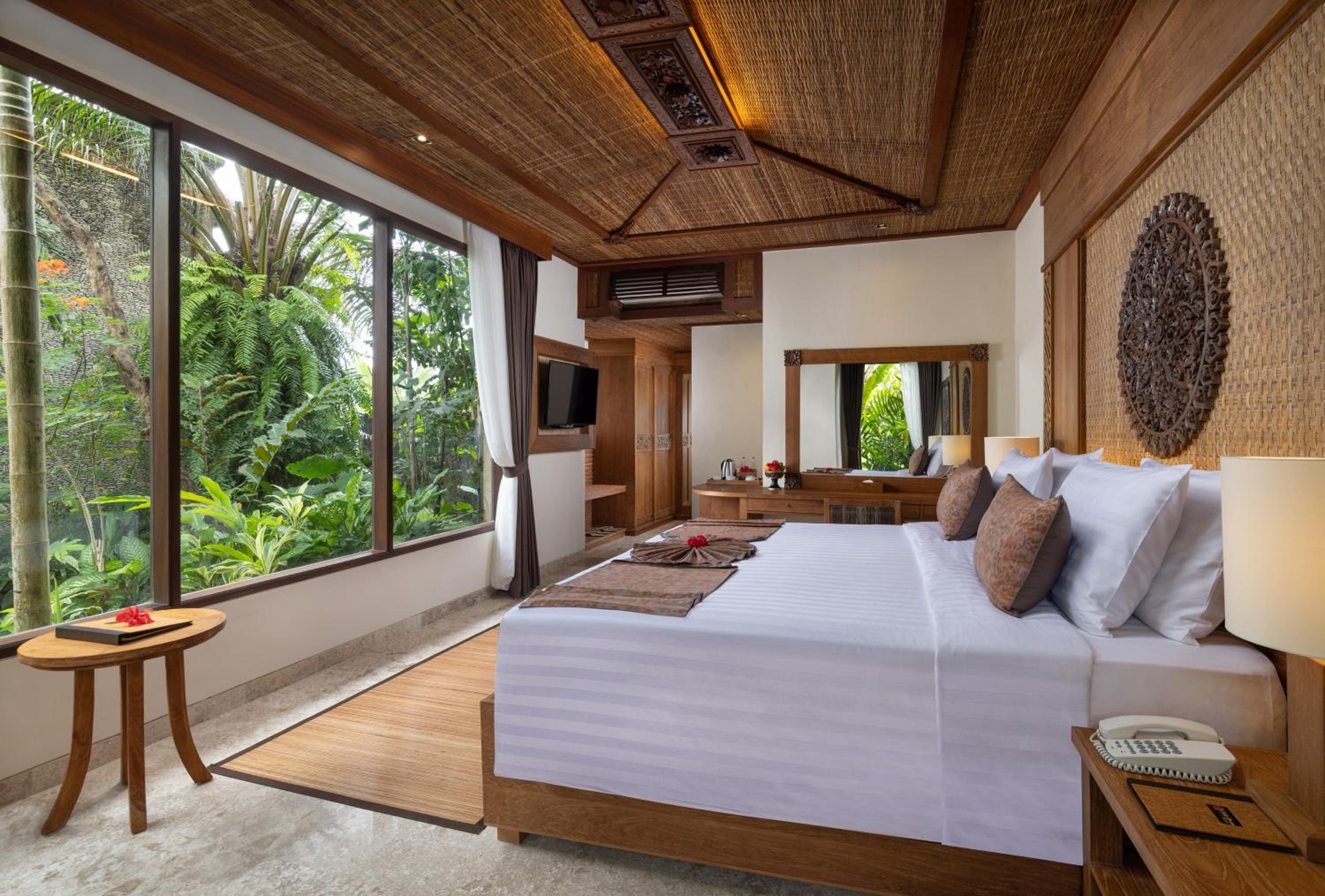 Deluxe Family Room with Garden View (Connecting Room)