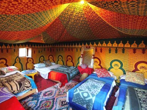 Tent - Photo 2