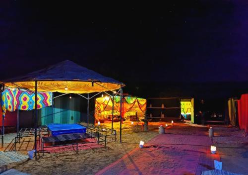 Tent - Photo 60