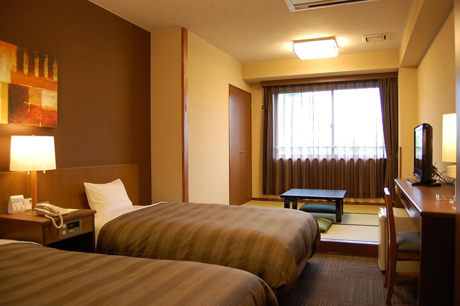 Standard Room with Tatami Area - Non-Smoking - Photo 7