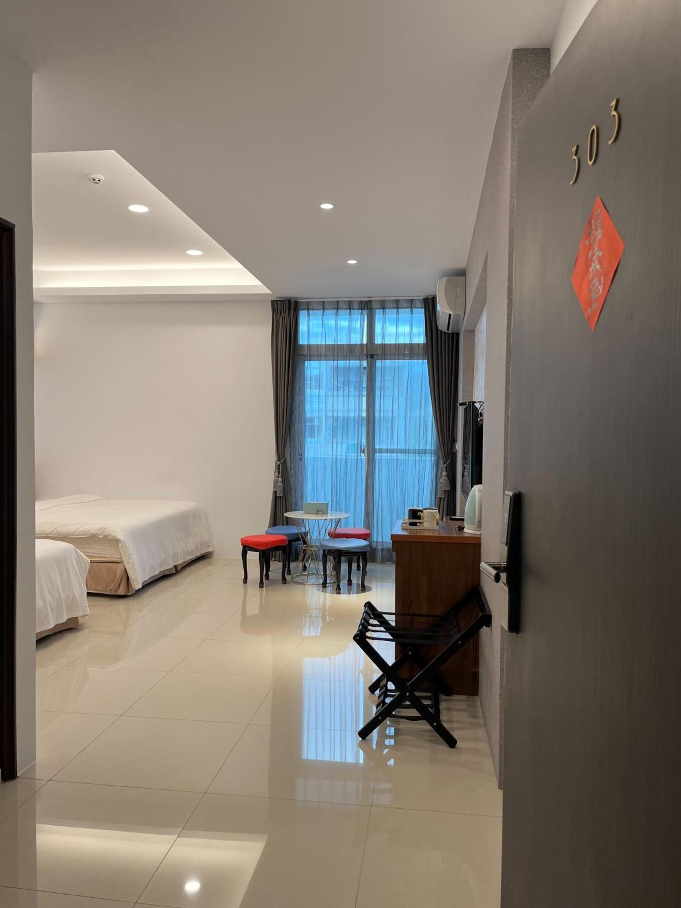 Quadruple Room with Balcony photo 2