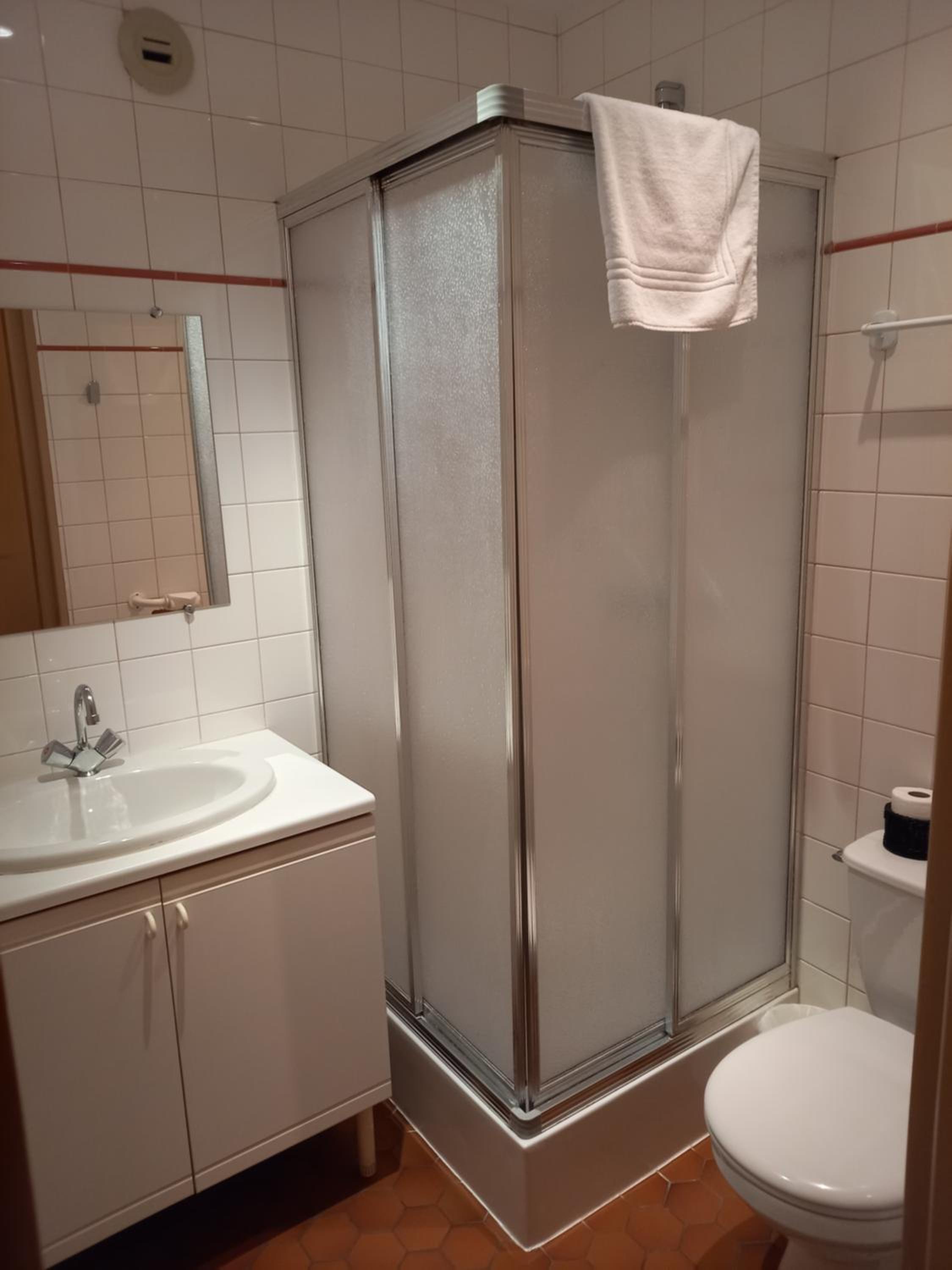 Double or Twin Room photo 2