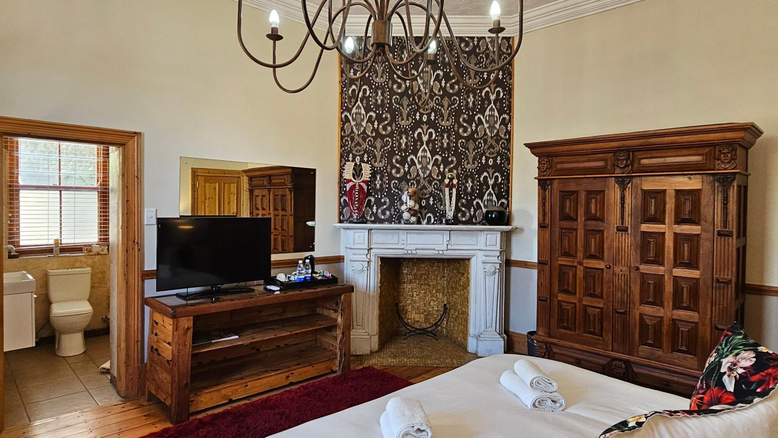 Double Room (Not Pet Friendly) - Photo 9