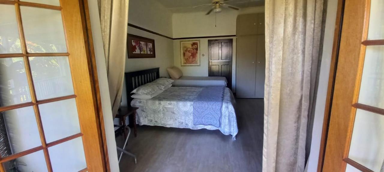 Twin/Double Room - Photo 1