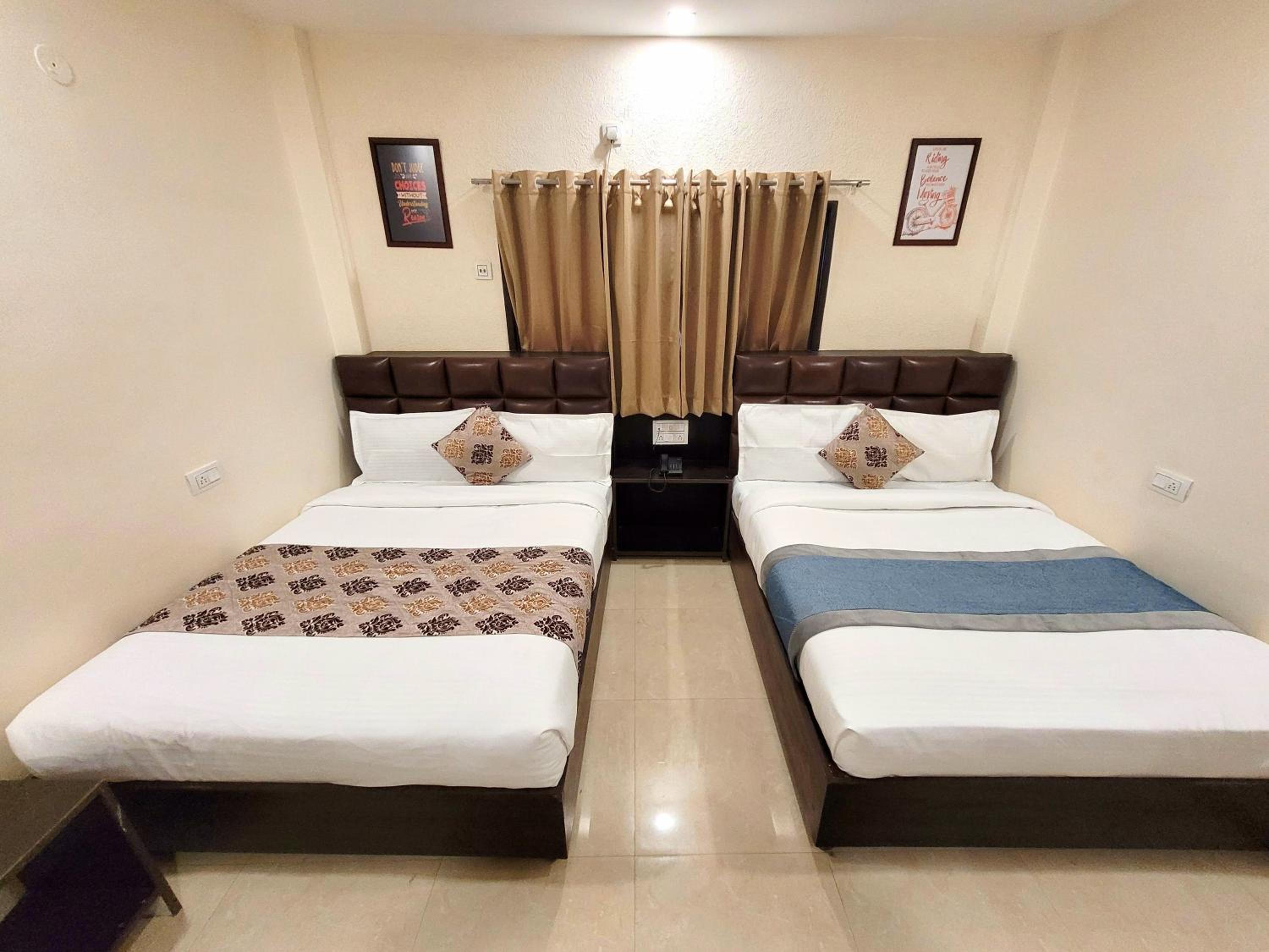 Deluxe Quadruple Room
