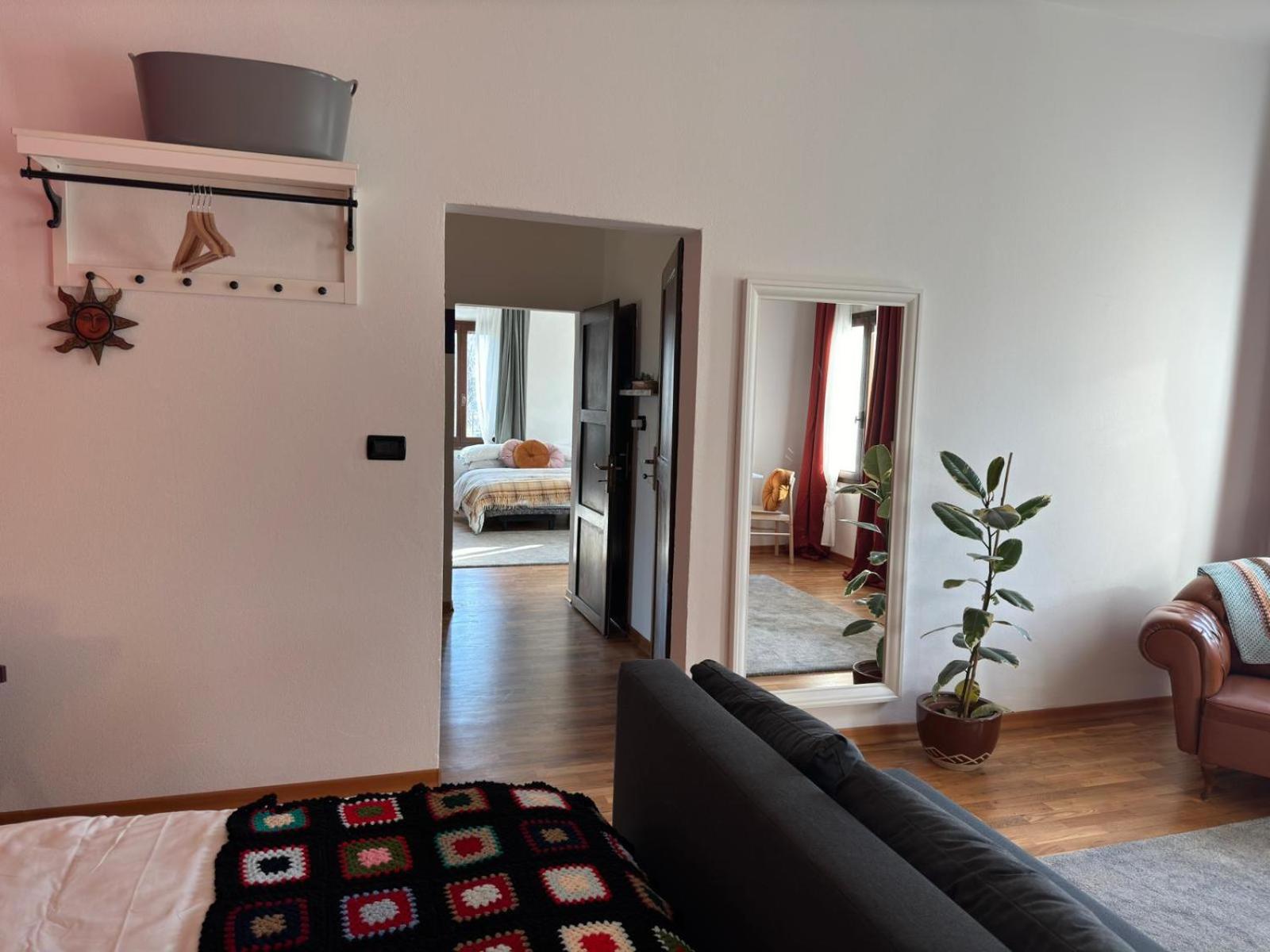 Triple Room with View - Photo 22