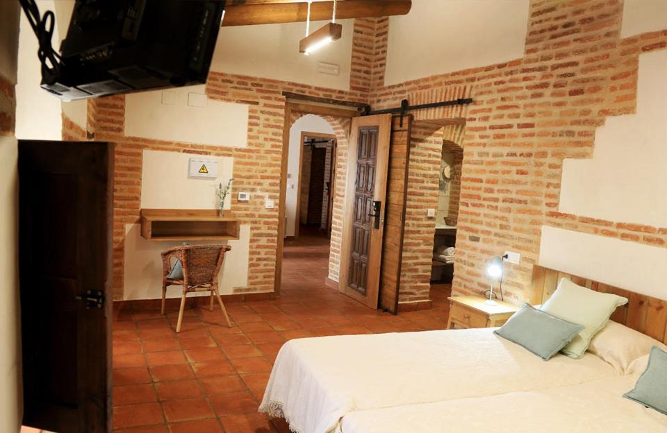 Double Room with Private Bathroom photo 3