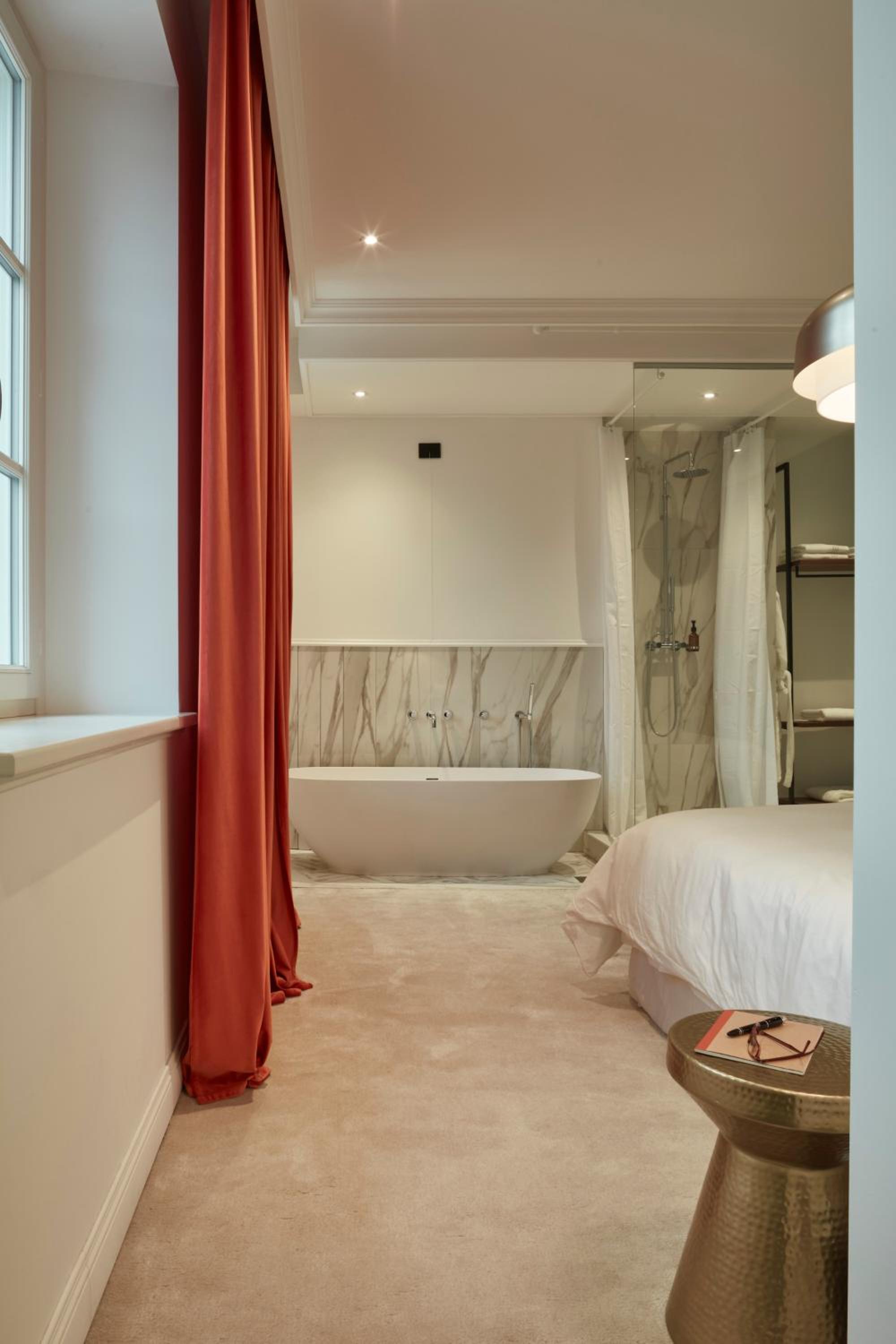 Deluxe King Suite - Photo 1