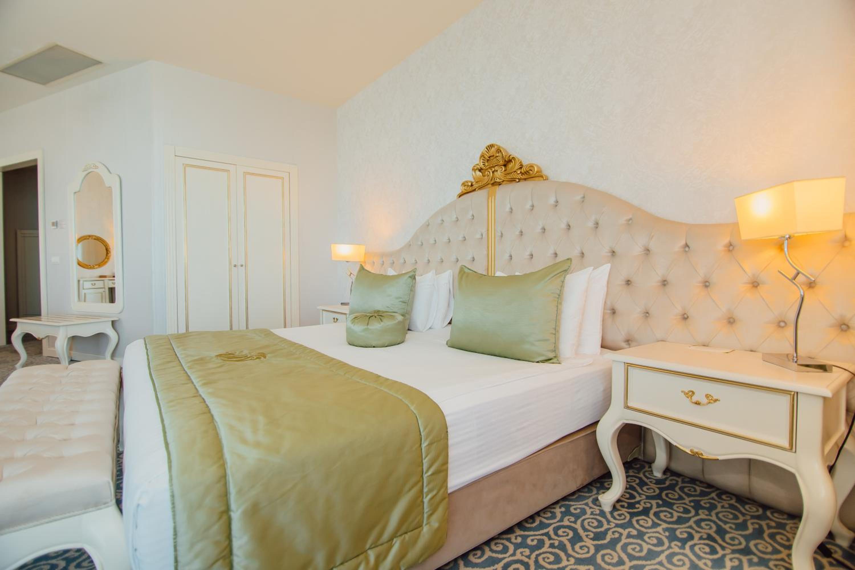 Executive Suite photo 2