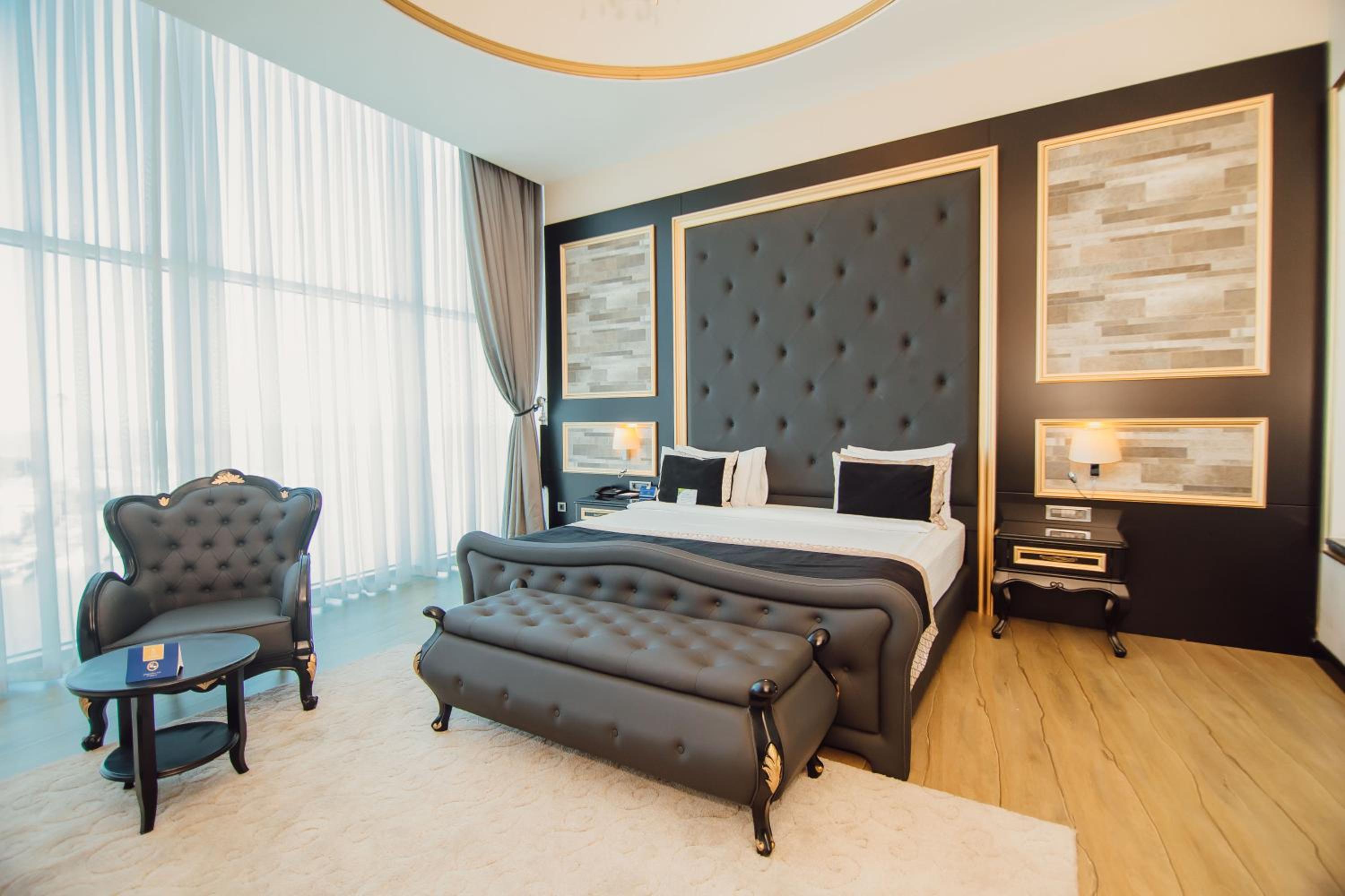 Junior Suite with Sea View photo 2