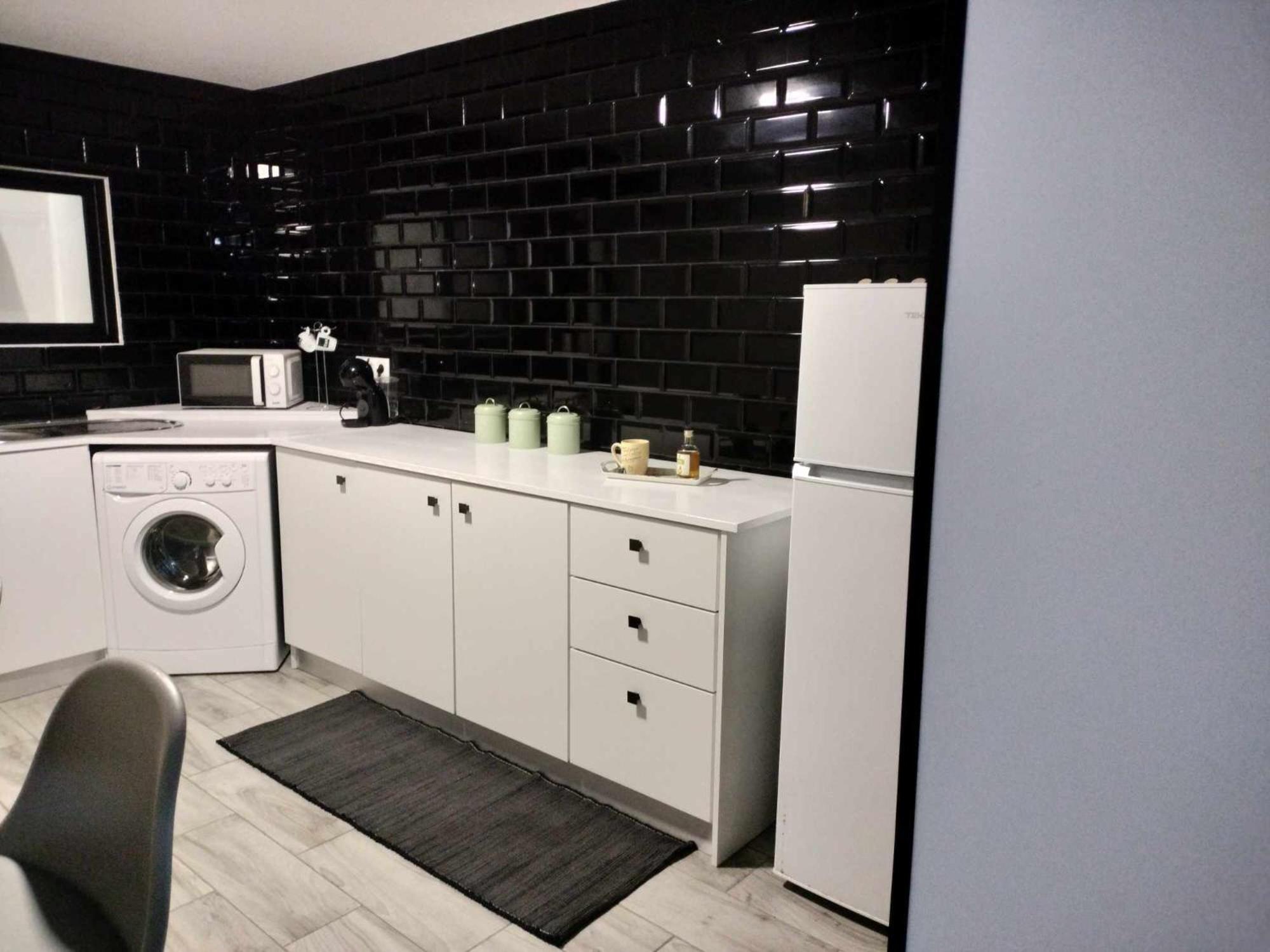 One-Bedroom House photo 2