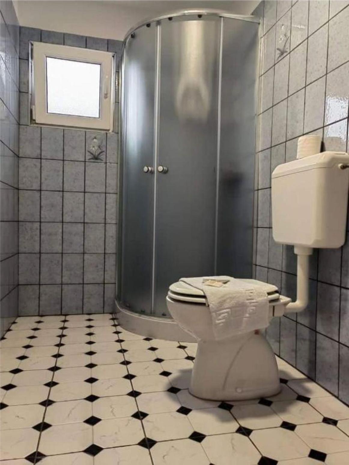 Double Room with Private Bathroom photo 2