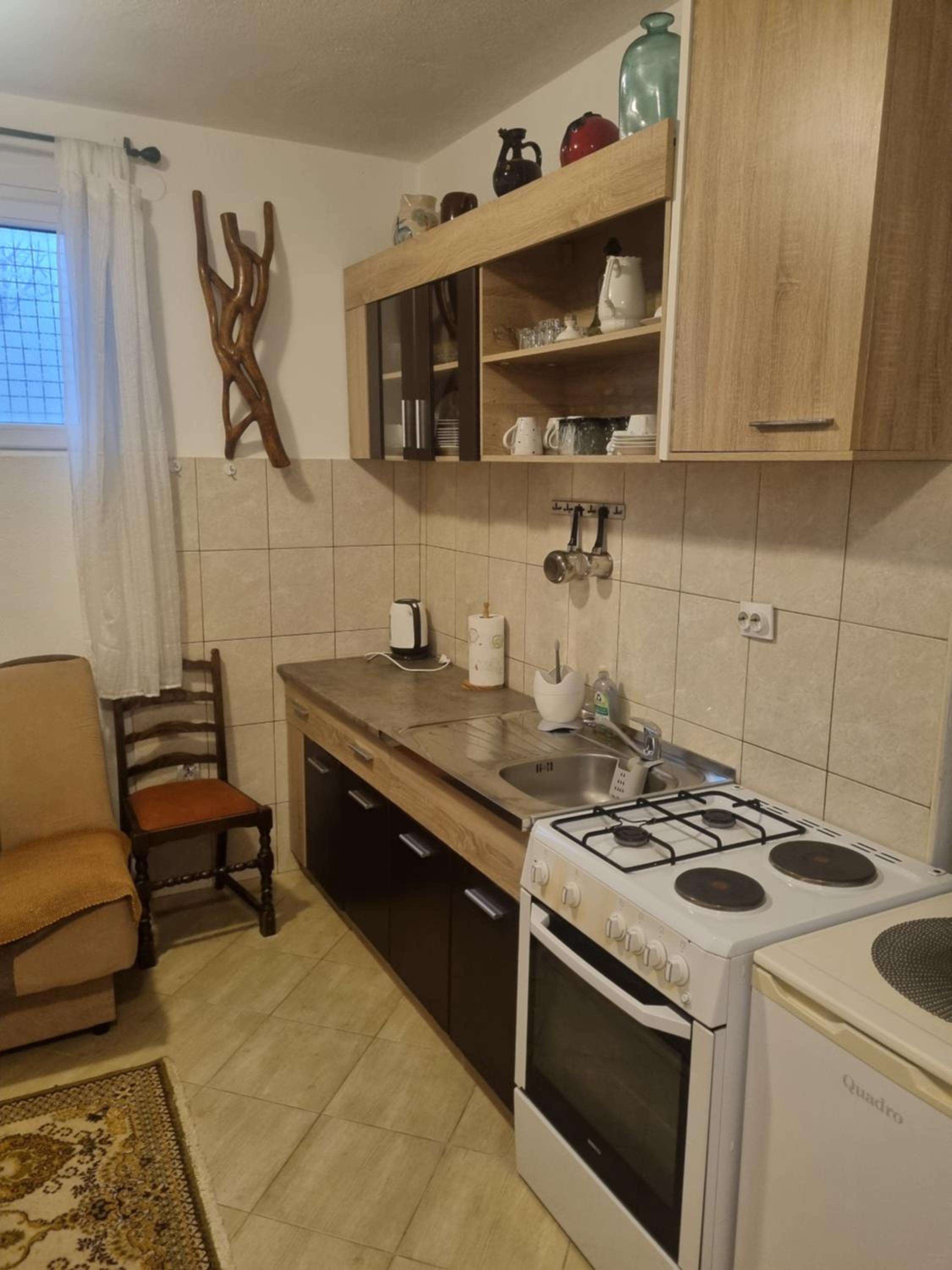 Apartment - Ground Floor photo 3