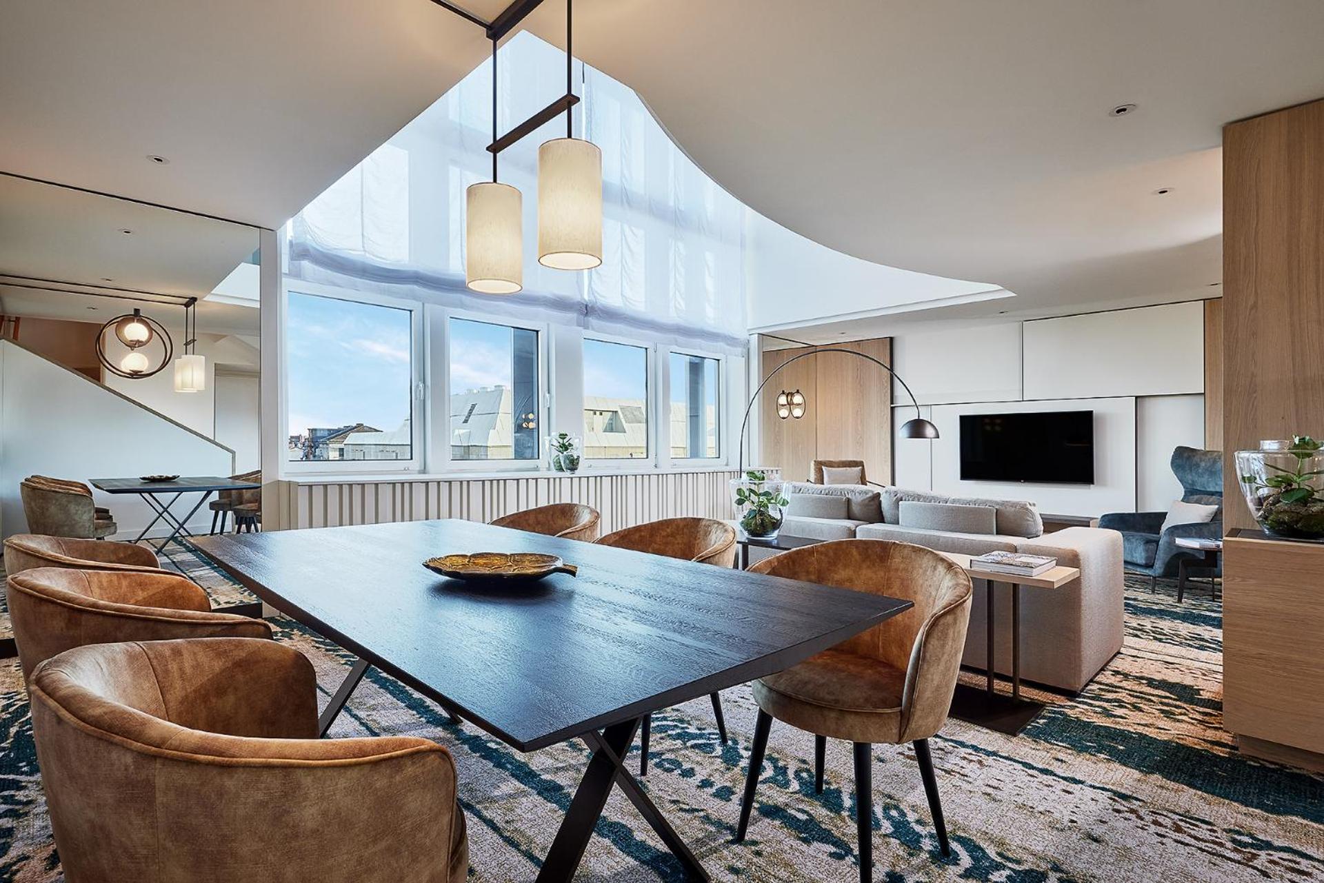 Presidential Suite, Club lounge access, 2 Bedroom Suite