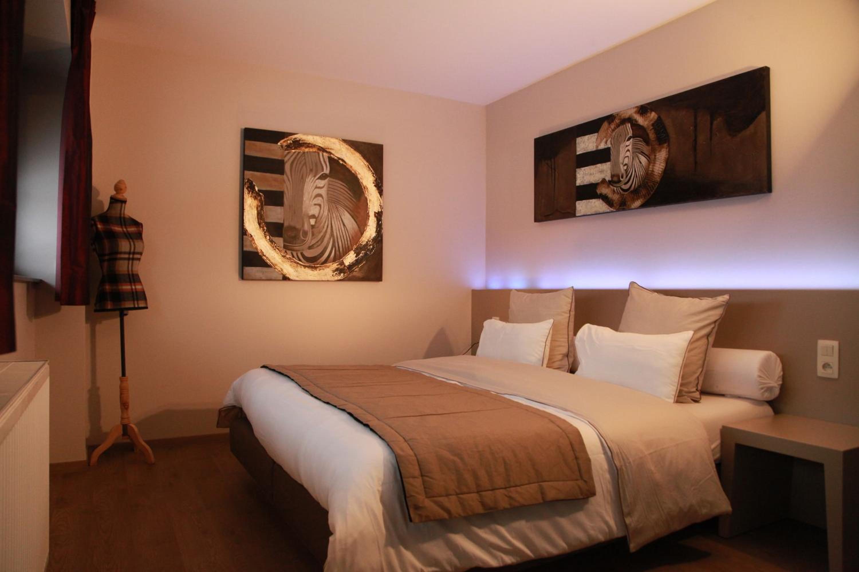 Executive Room With King Size Bed And Countryside View