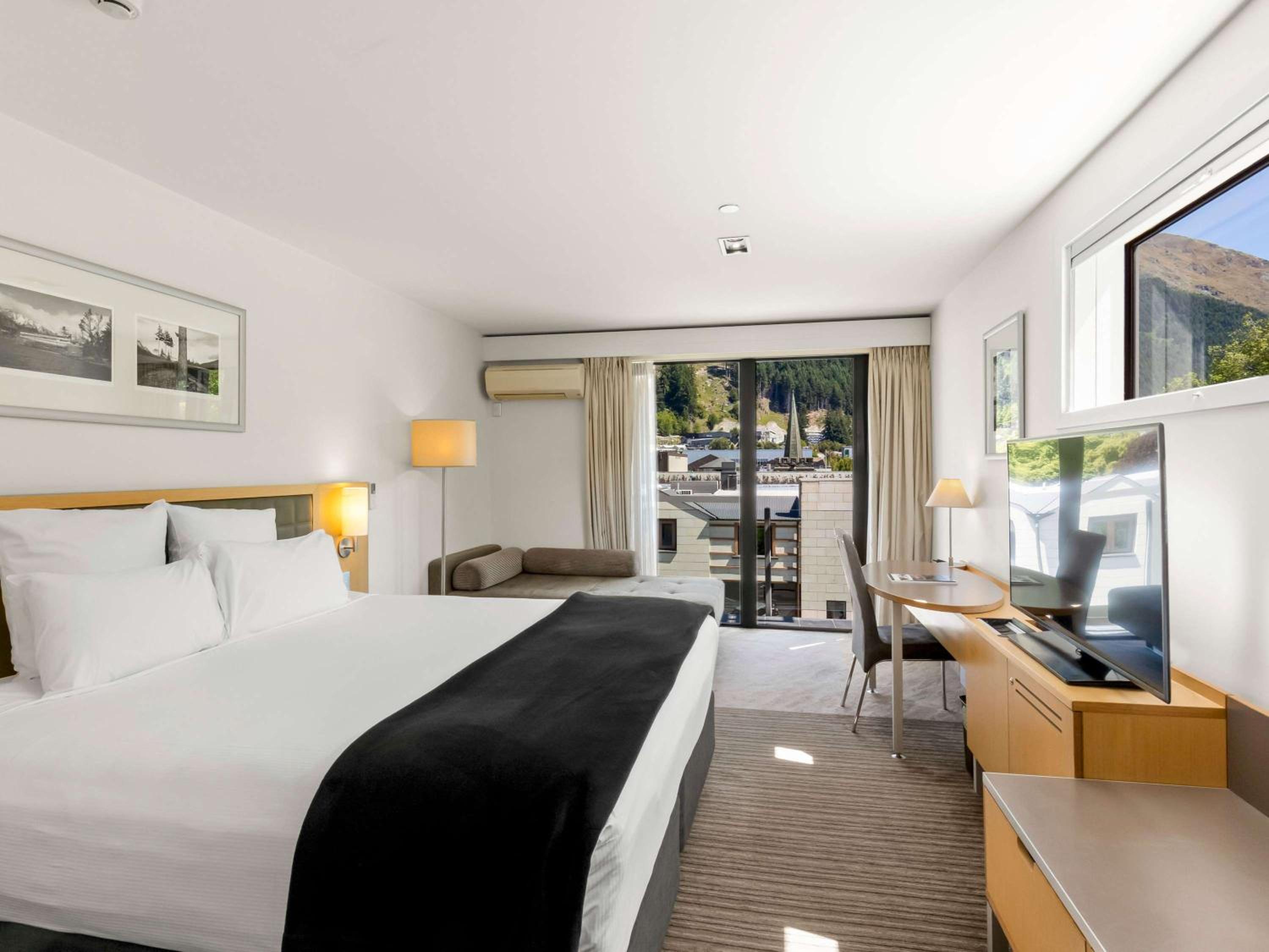 Alpine View room with King Bed - Photo 2