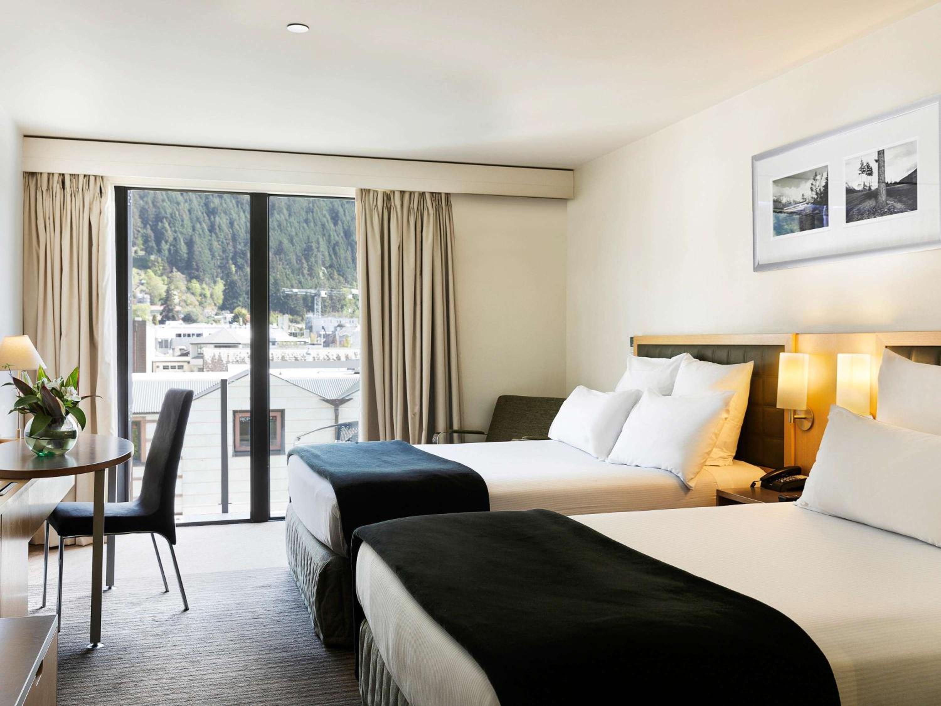 Alpine View Room with Two Double Beds - Photo 10