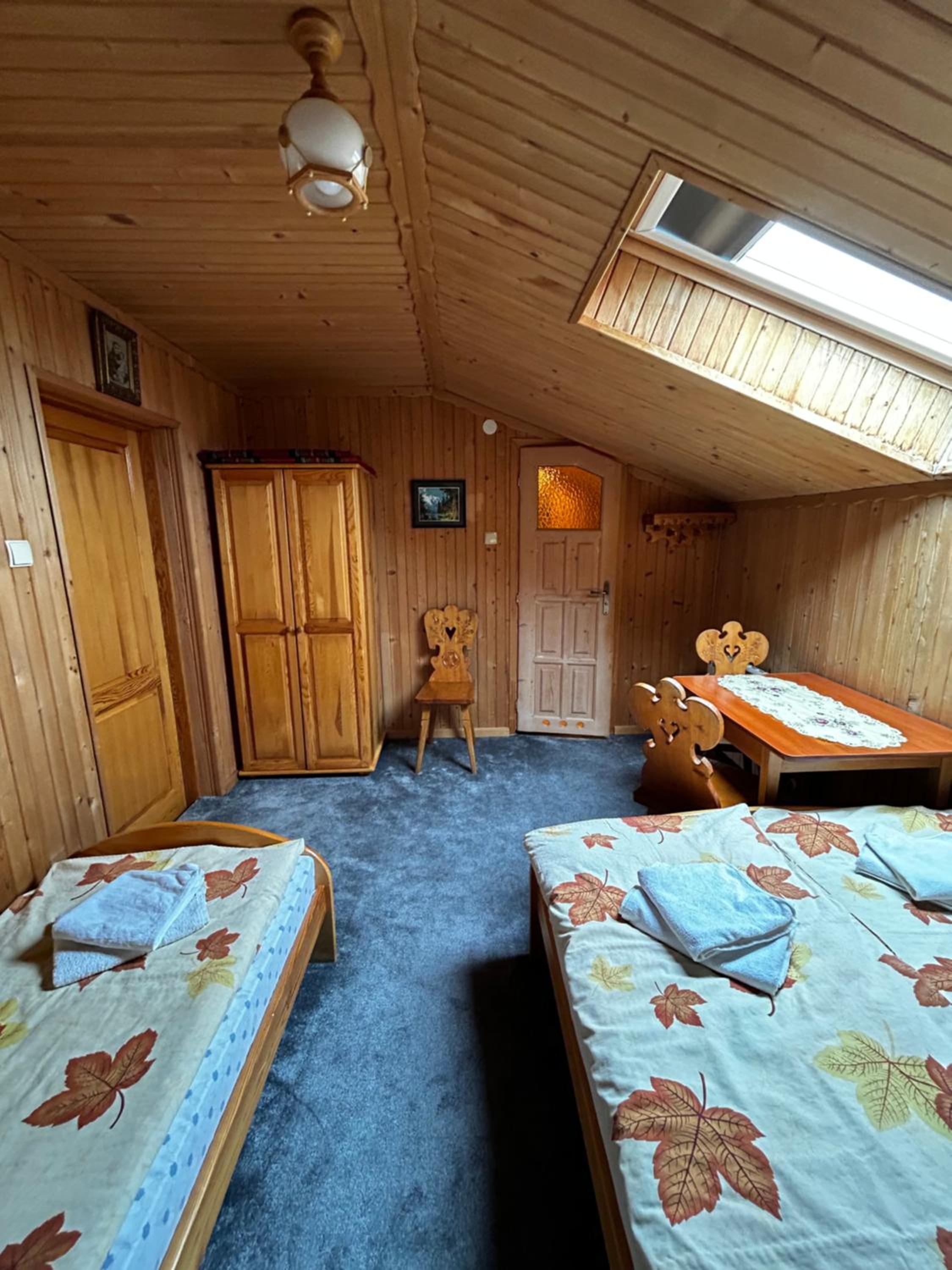 Triple Room with Private Bathroom photo 3