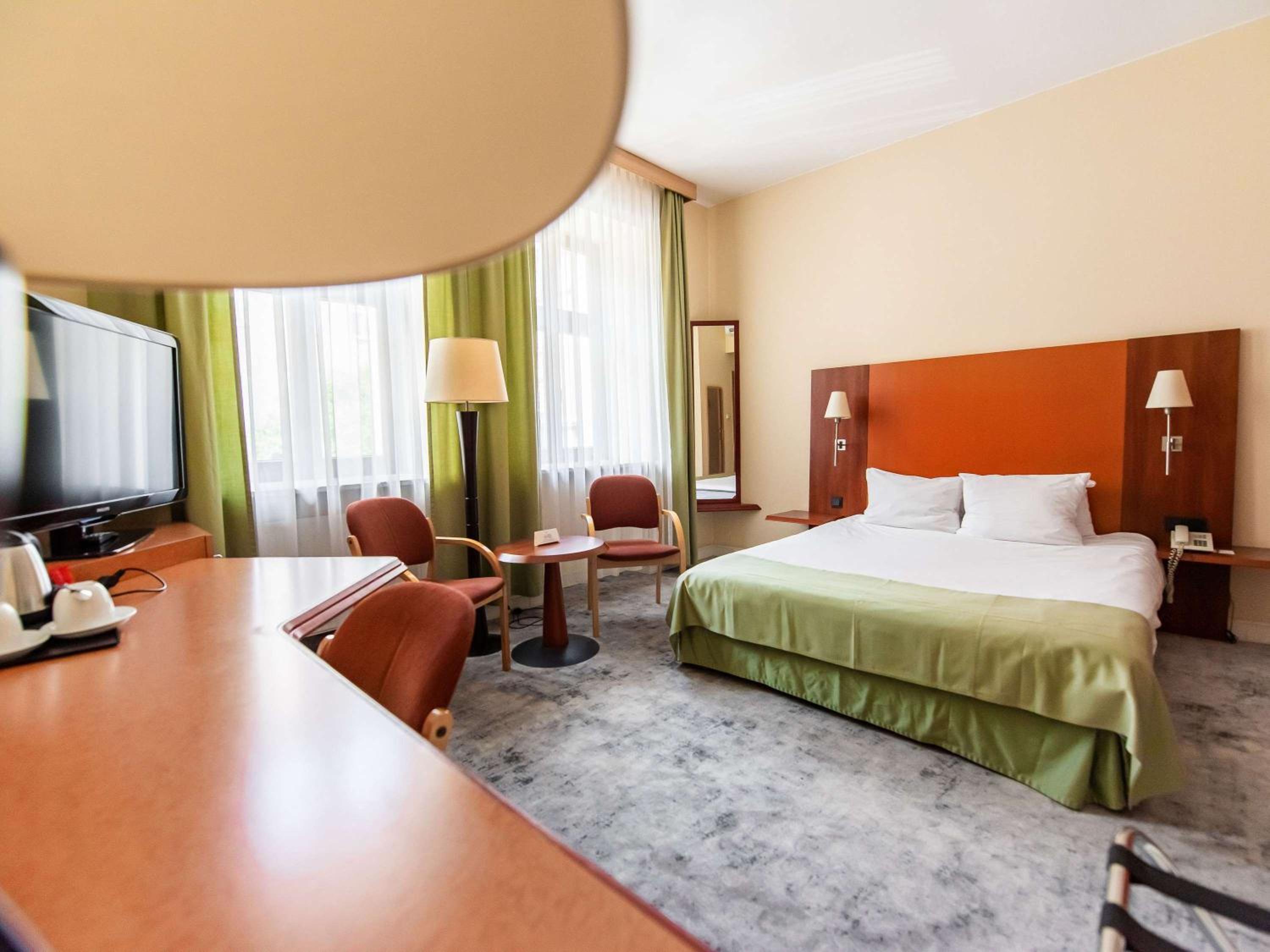 Standard Double Room - Photo 9