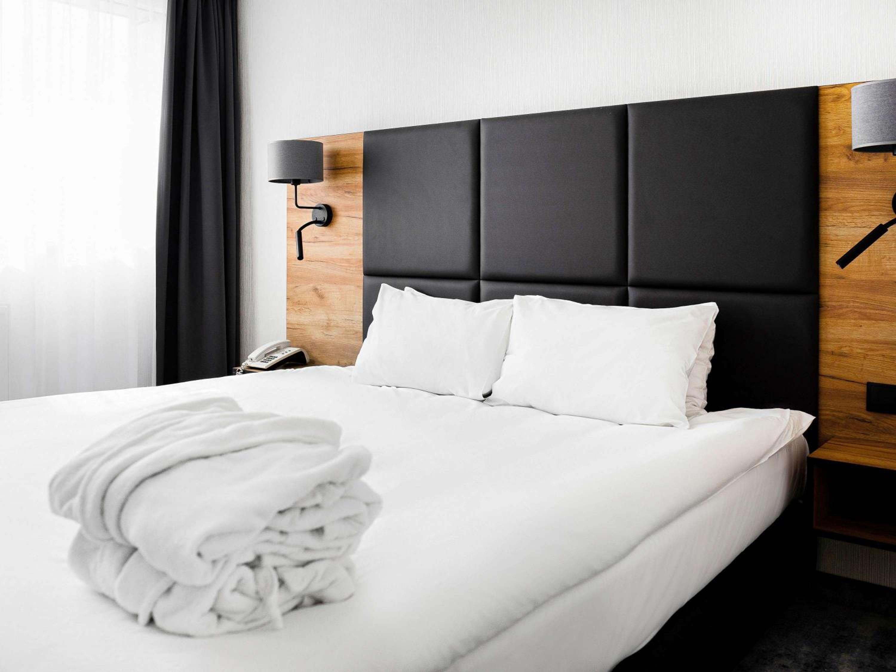 Deluxe Double Room - Photo 7