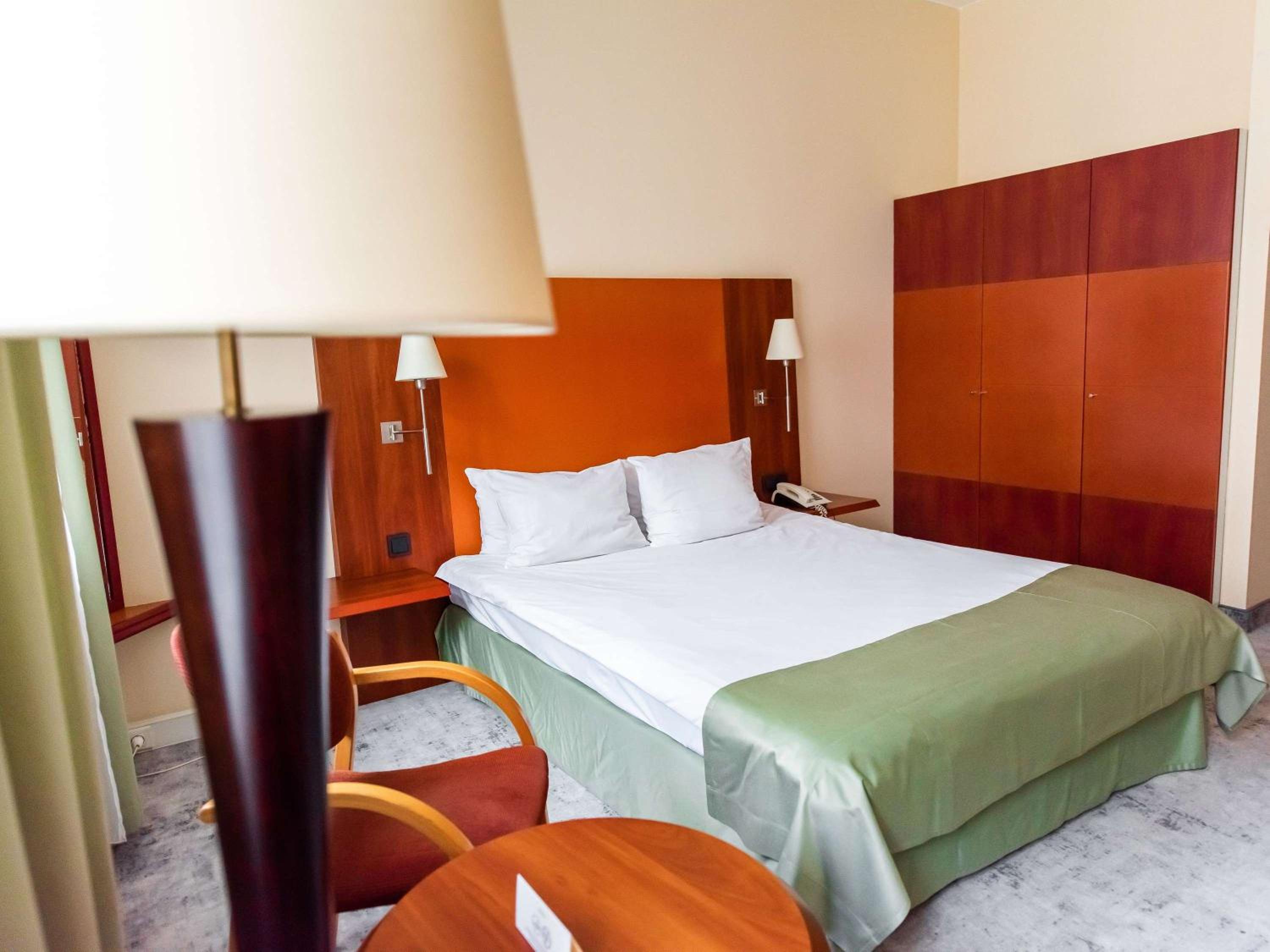 Standard Double Room - Photo 13