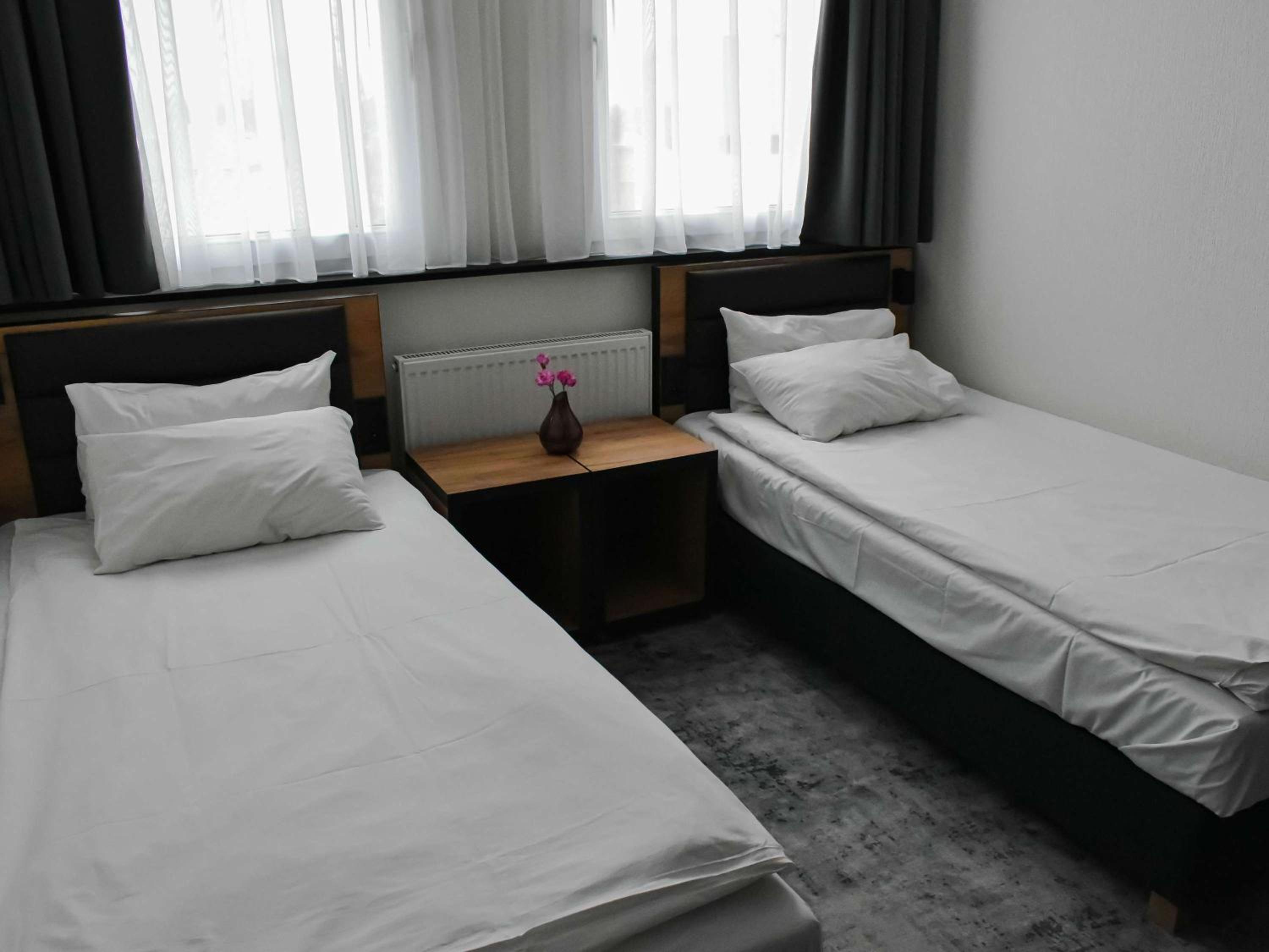 Superior Twin Room - Photo 5