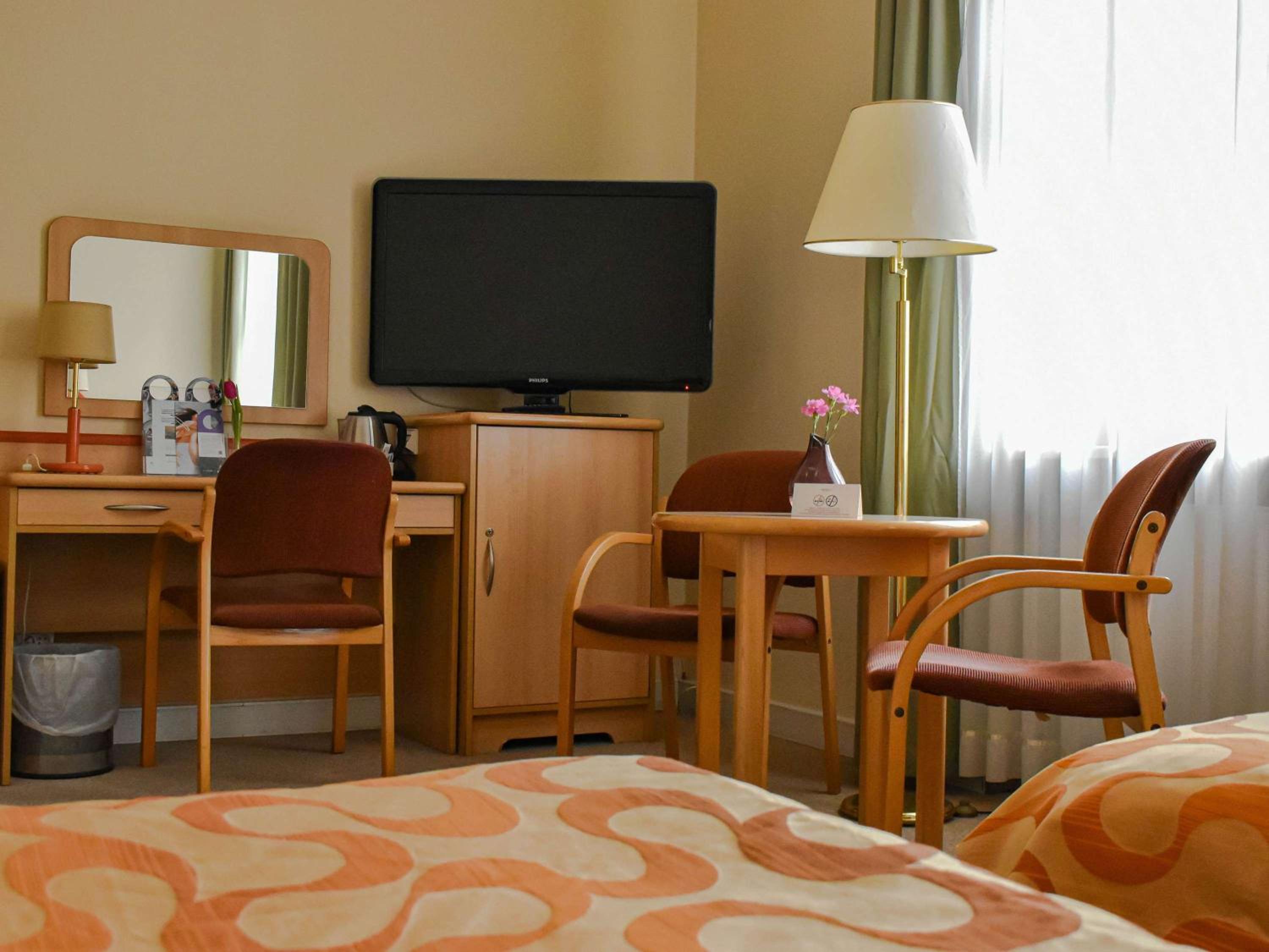 Standard Twin Room - Photo 6