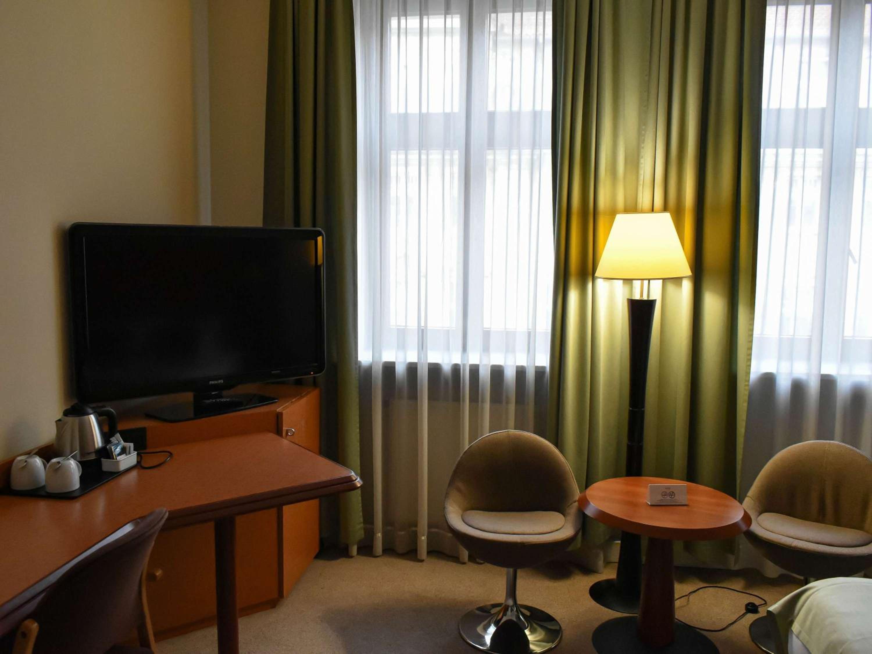 Standard Double Room - Photo 12