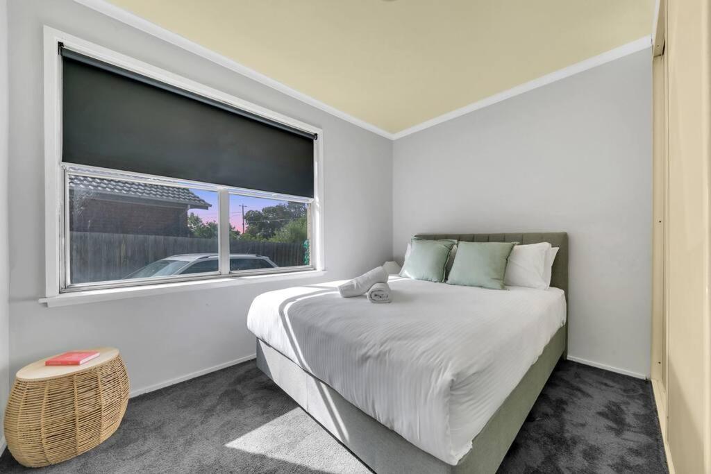 Three-Bedroom House photo 1