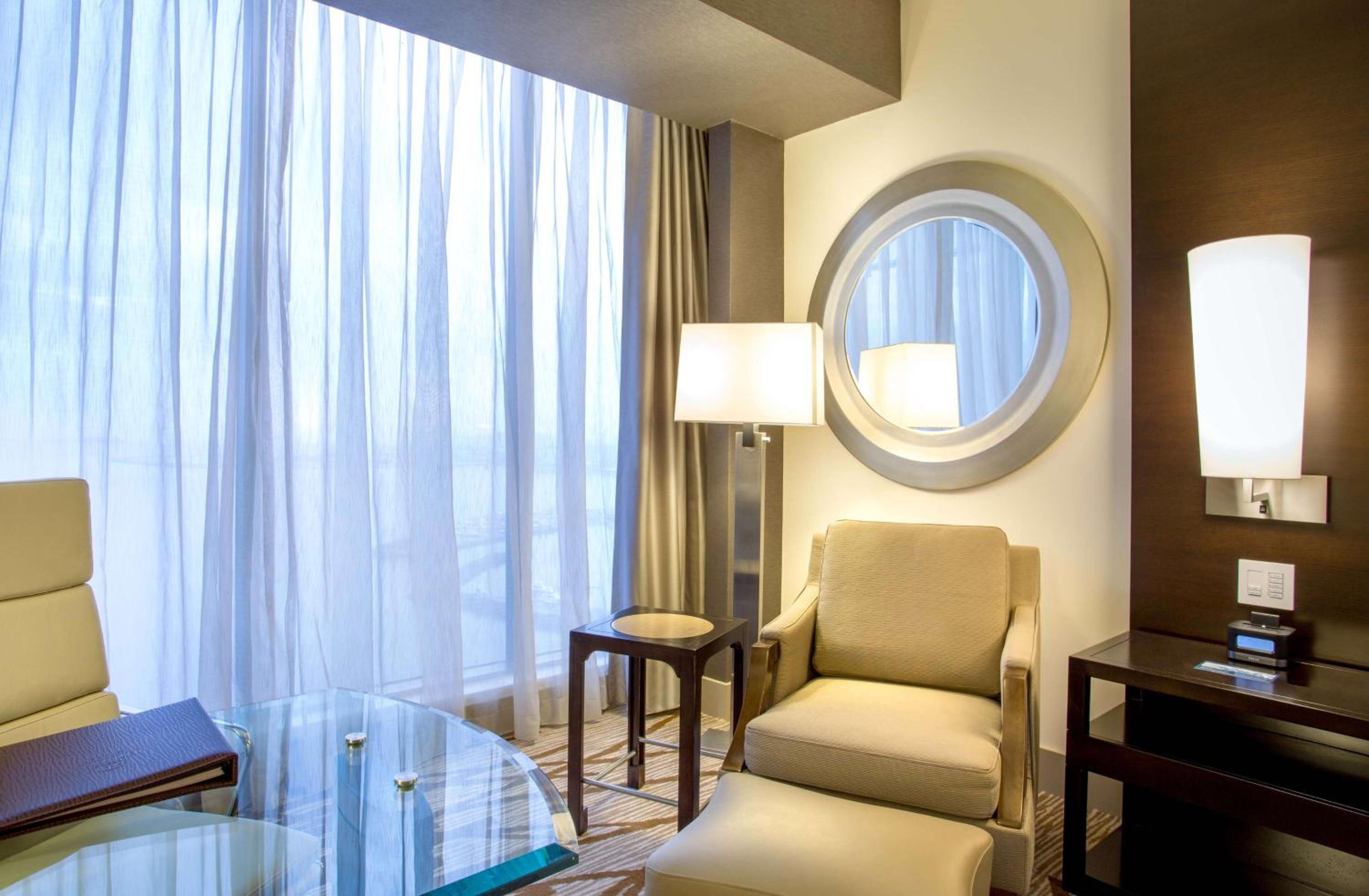 Junior King Suite with City View