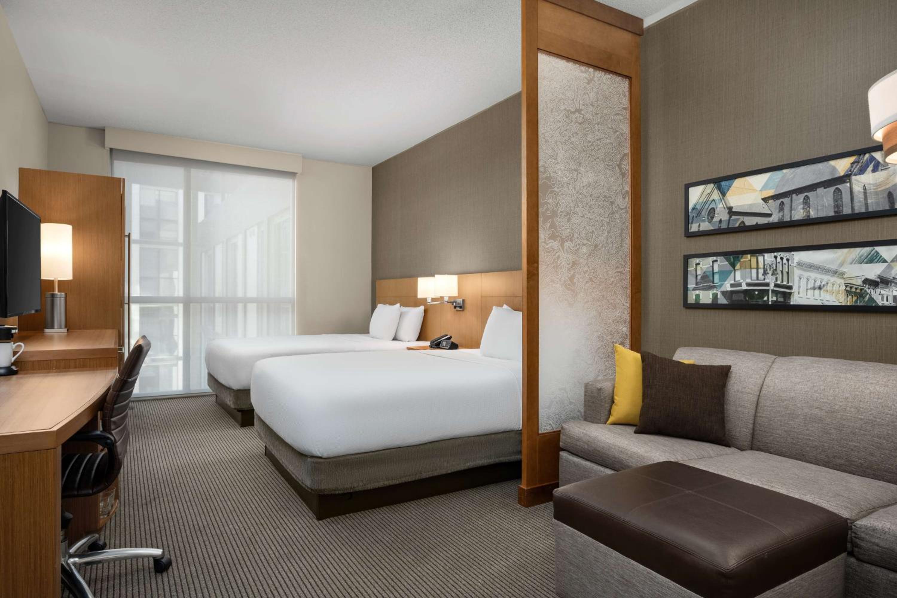 Twin Room with Sofa Bed photo 1
