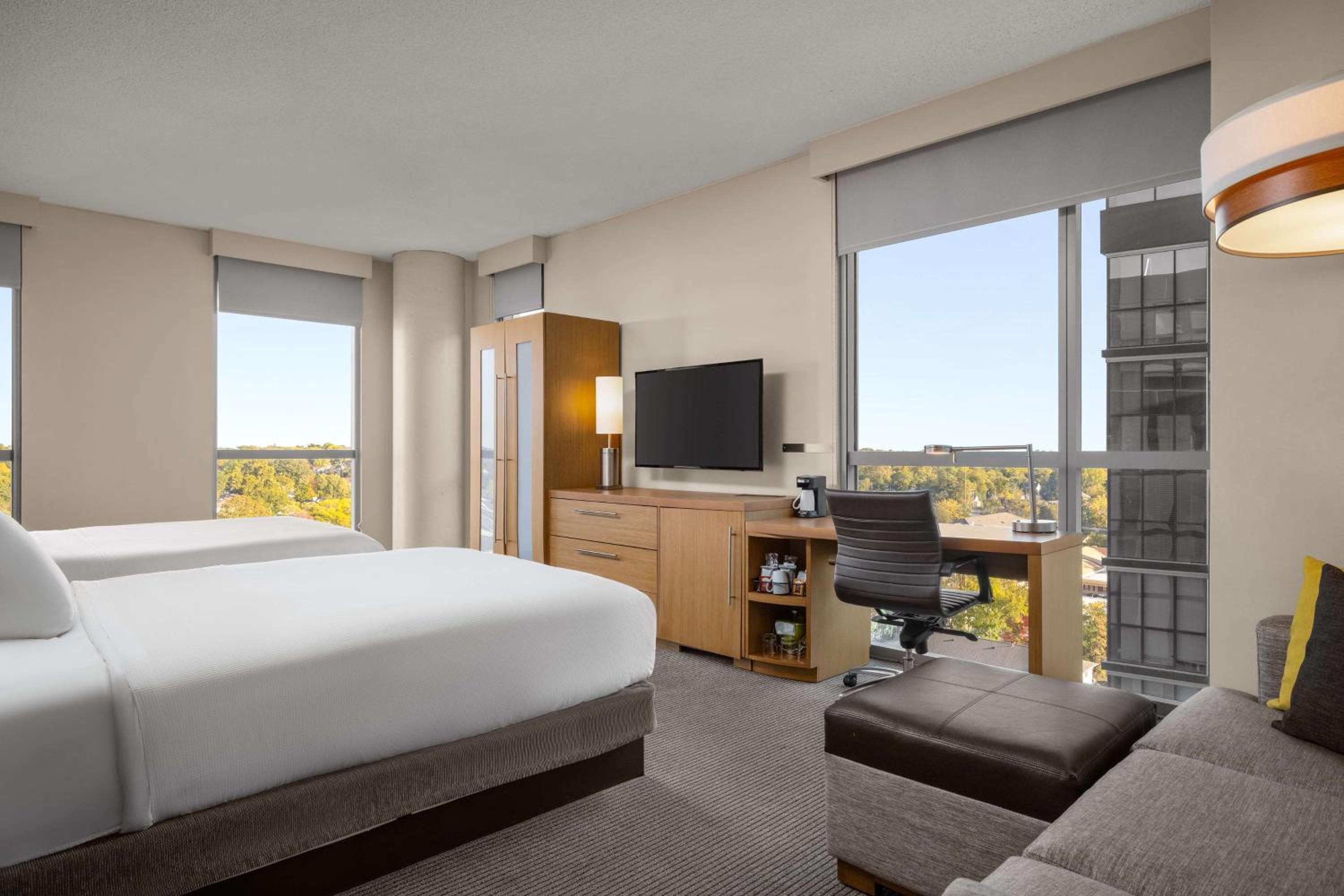 Specialty Queen Room with Two Queen Beds photo 1