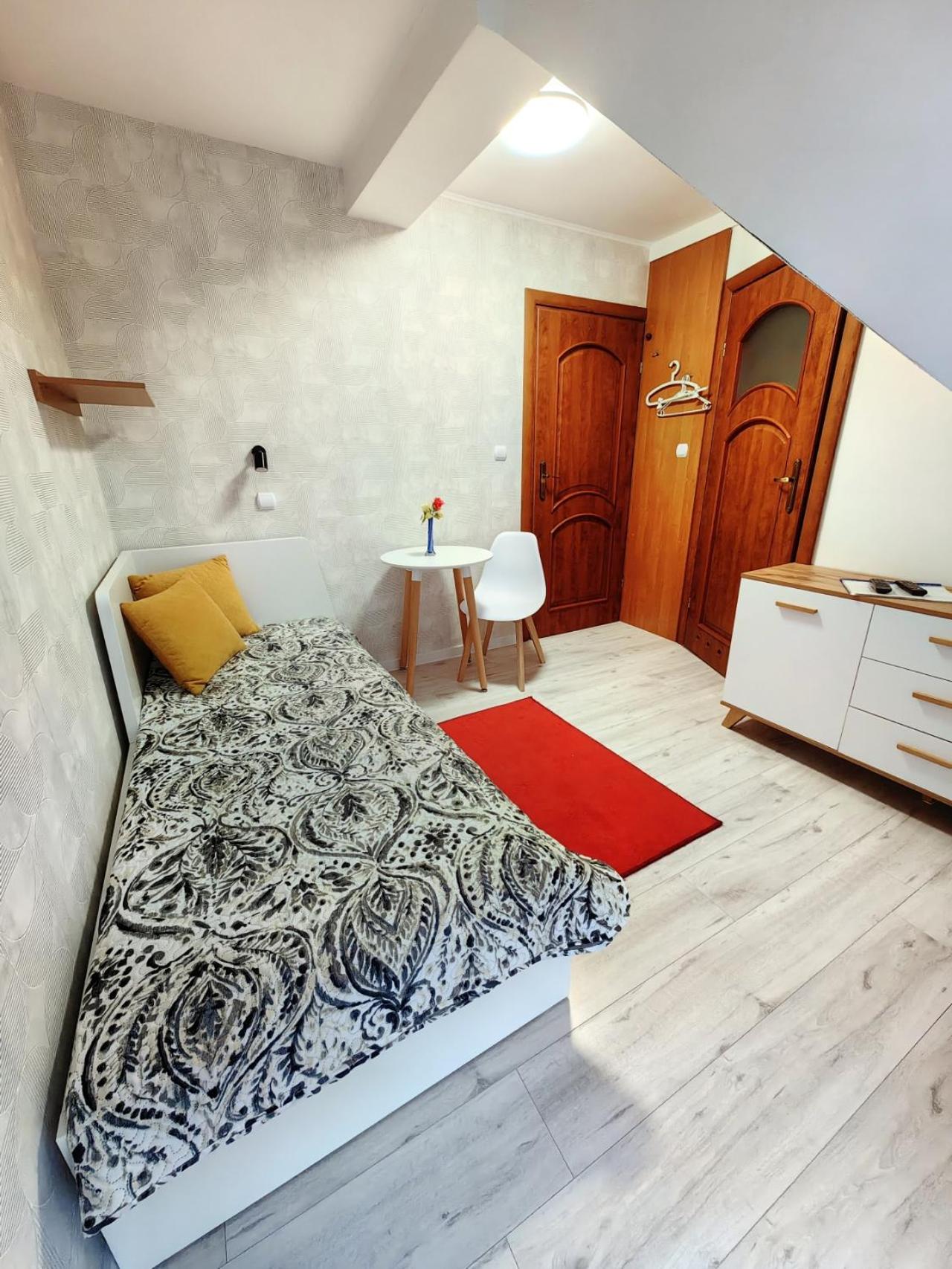 Single Room photo 1