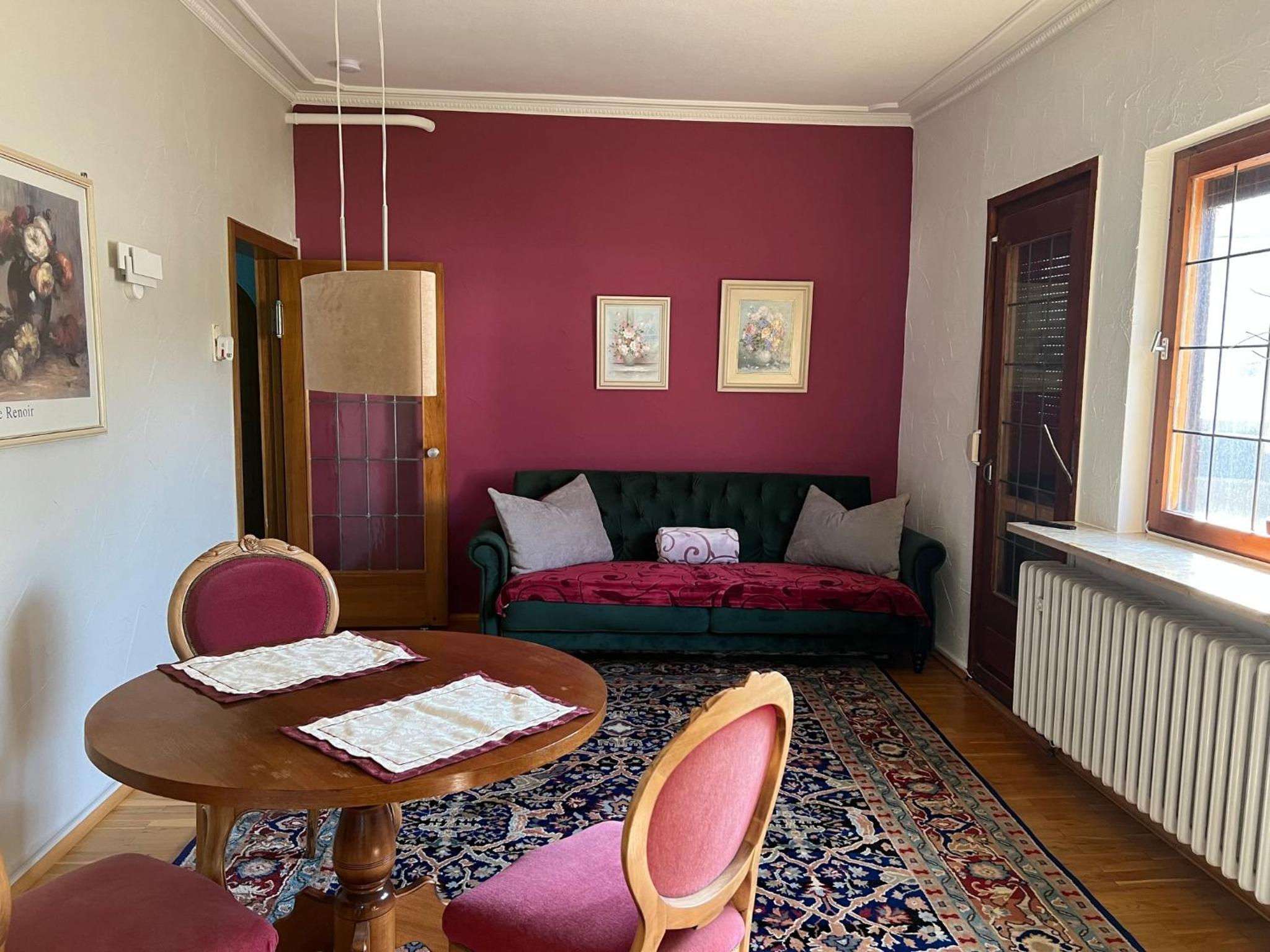 Apartment photo 2
