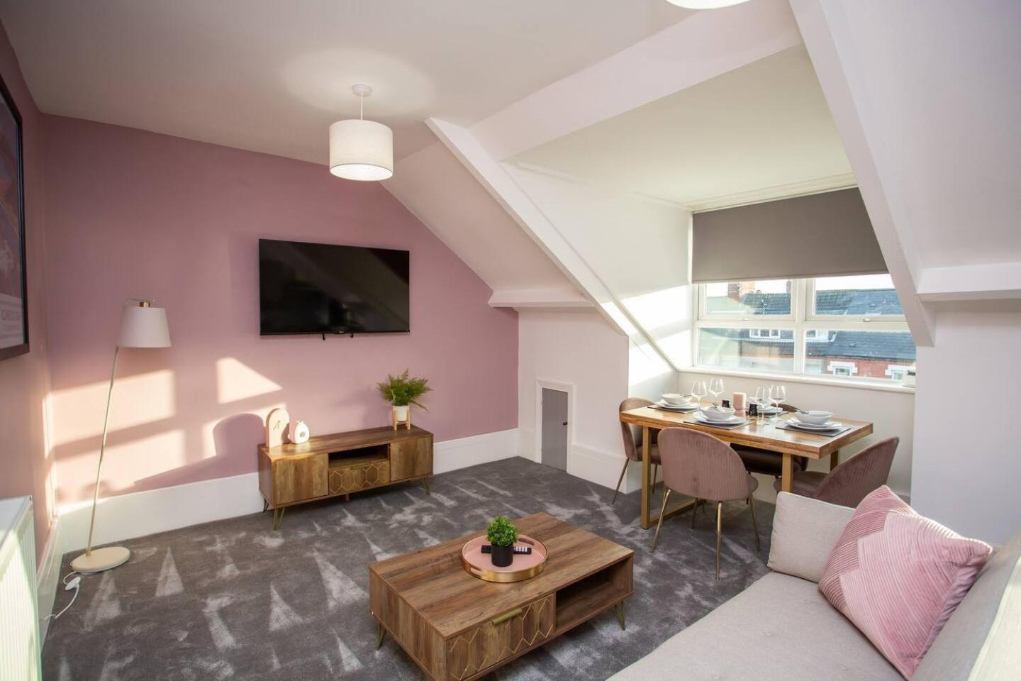 Apartment photo 3