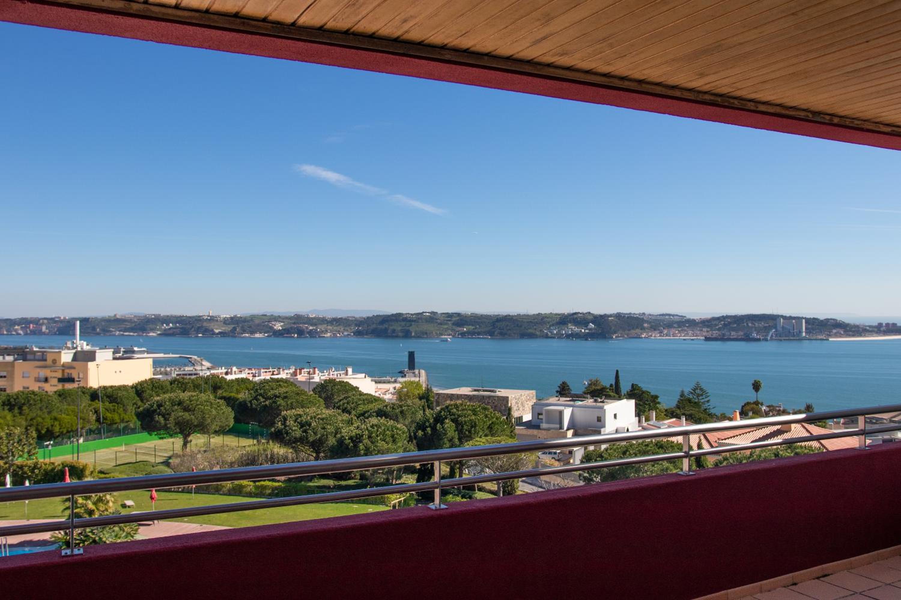 Studio with Sea and Pool View - Photo 10