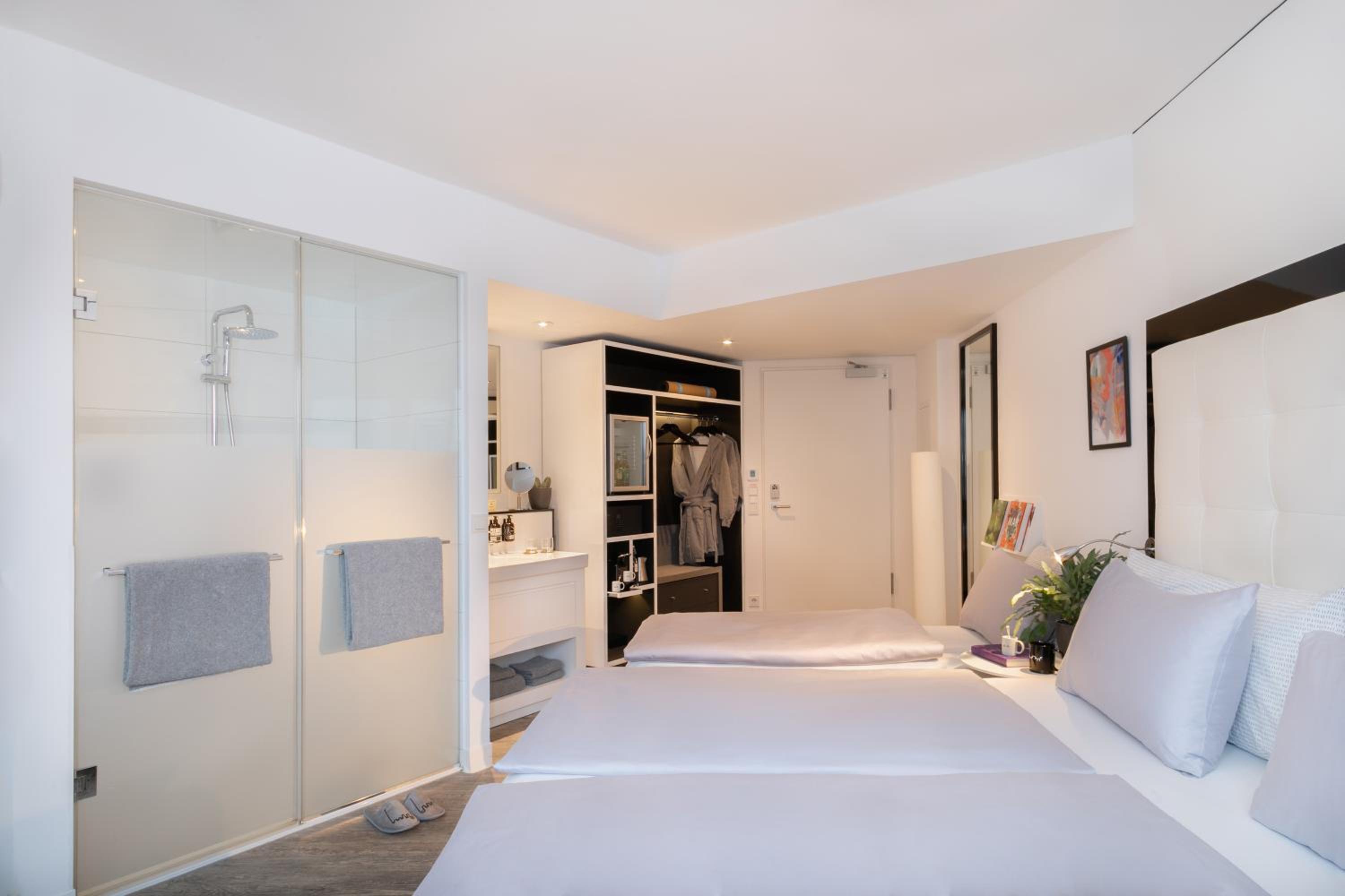 The Innside Room for Families thumbnail 6