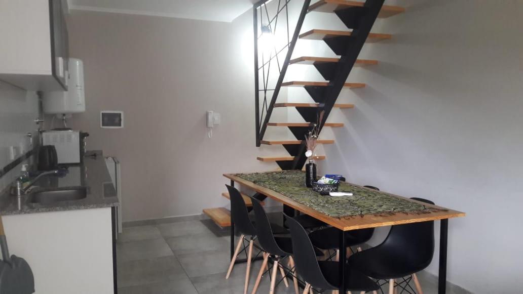 Maisonette photo 2