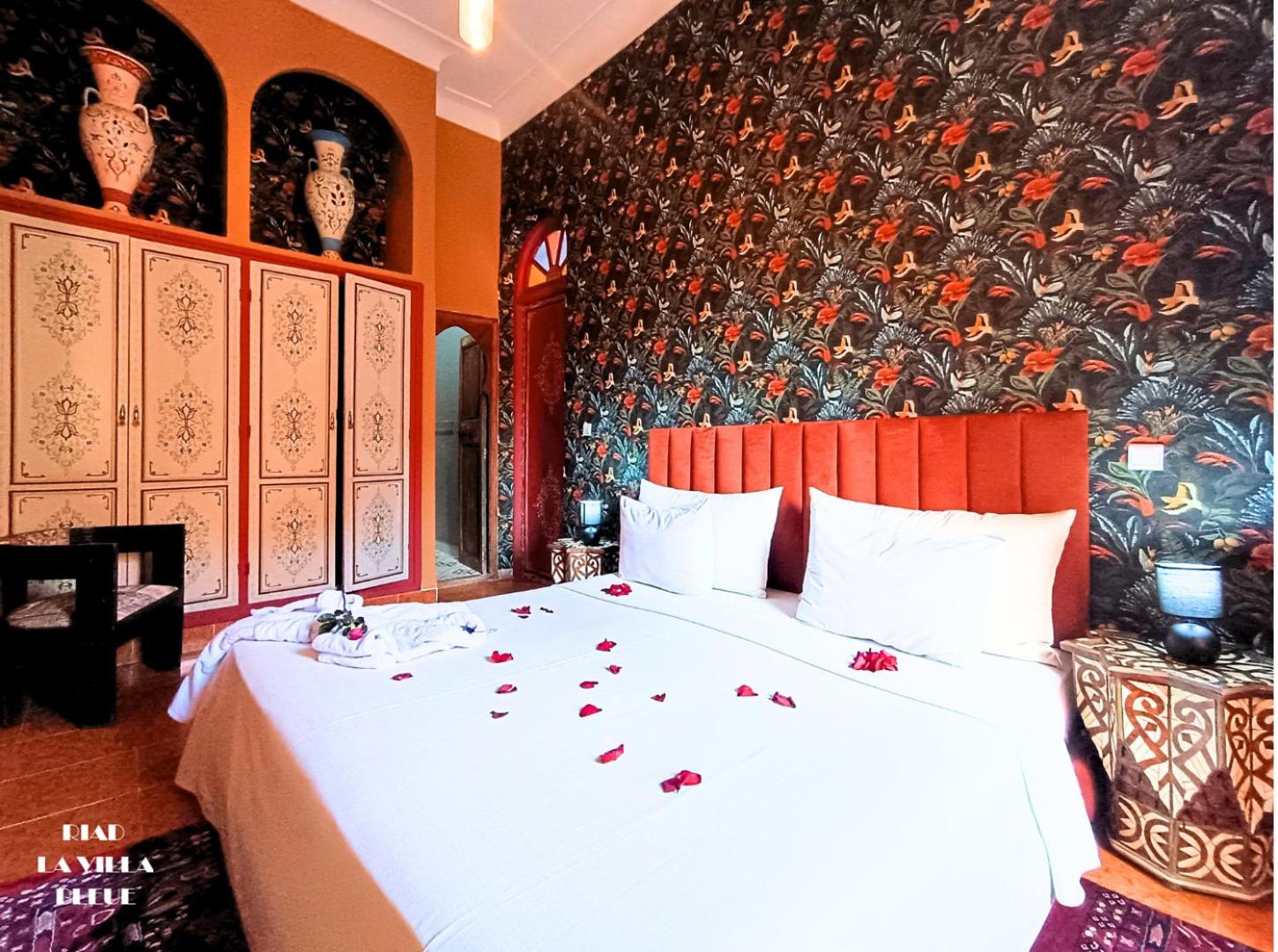 Deluxe Double Room - Photo 2
