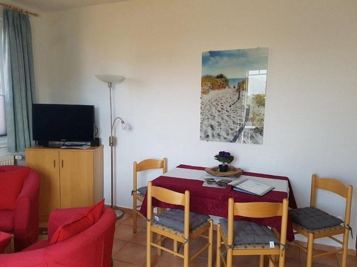 Apartment With Terrace photo 2