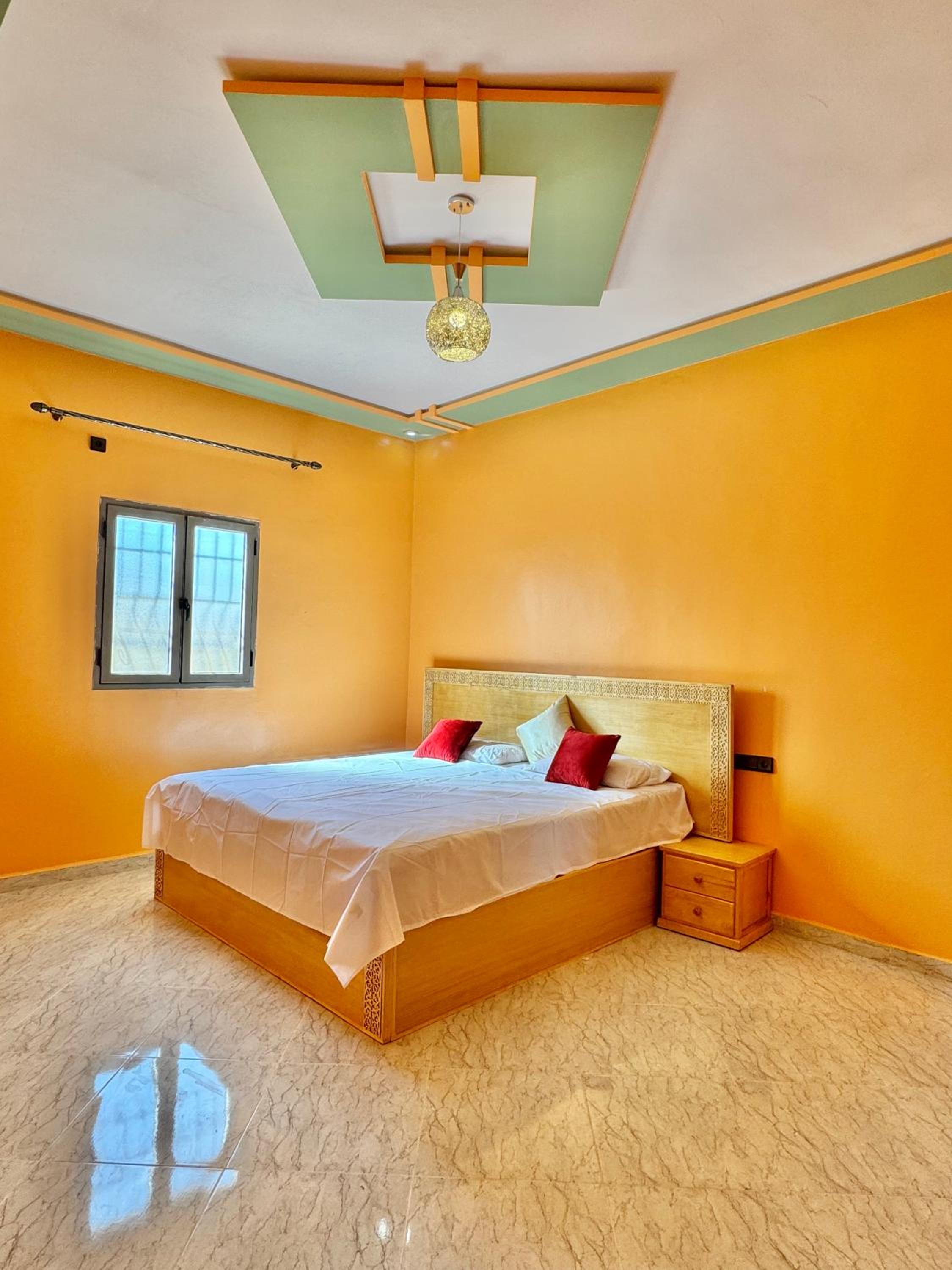 Single Room With Shared Bathroom photo 1